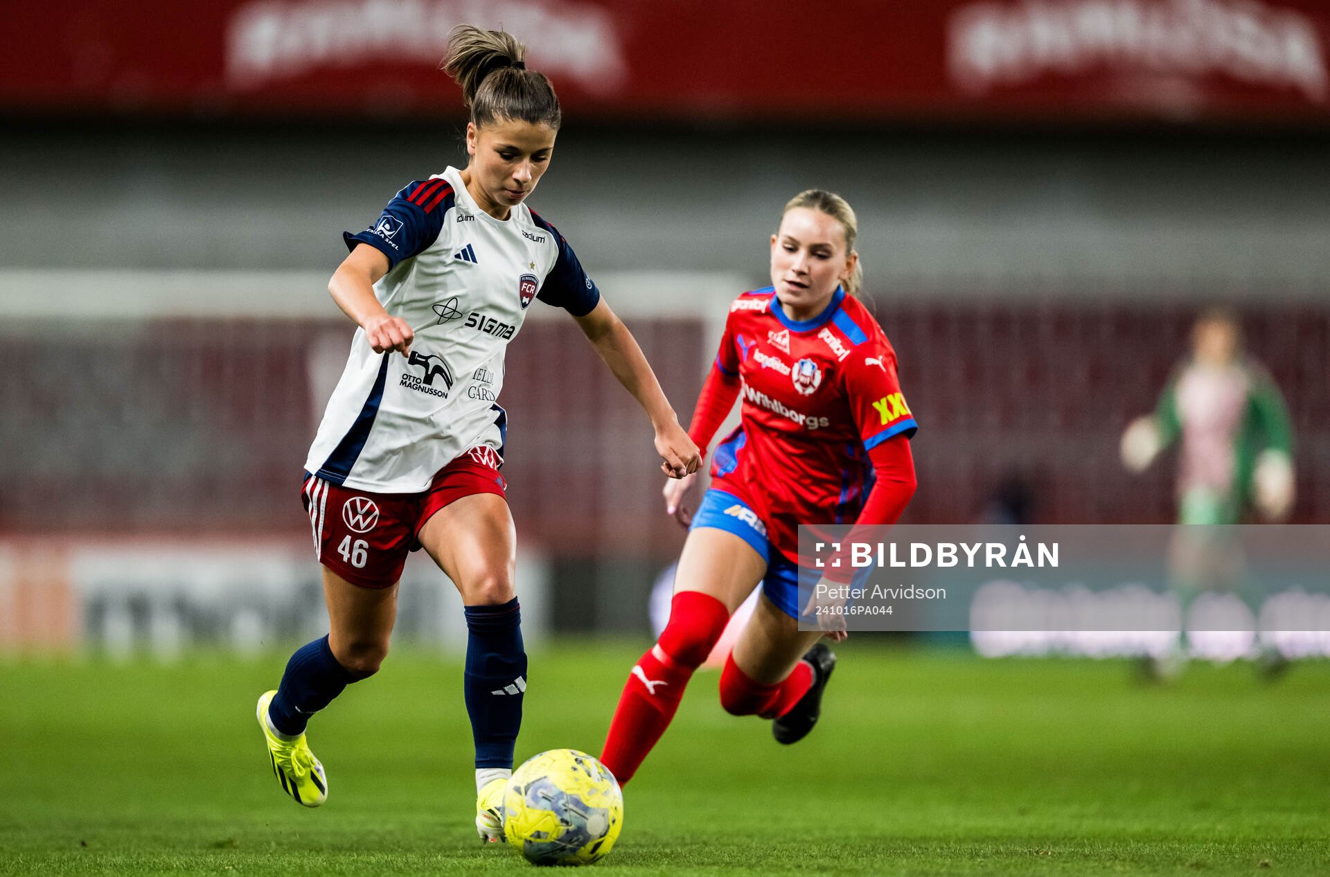 FC Rosengårds Mikaela Stojanovska och Helsingborgs Tilde