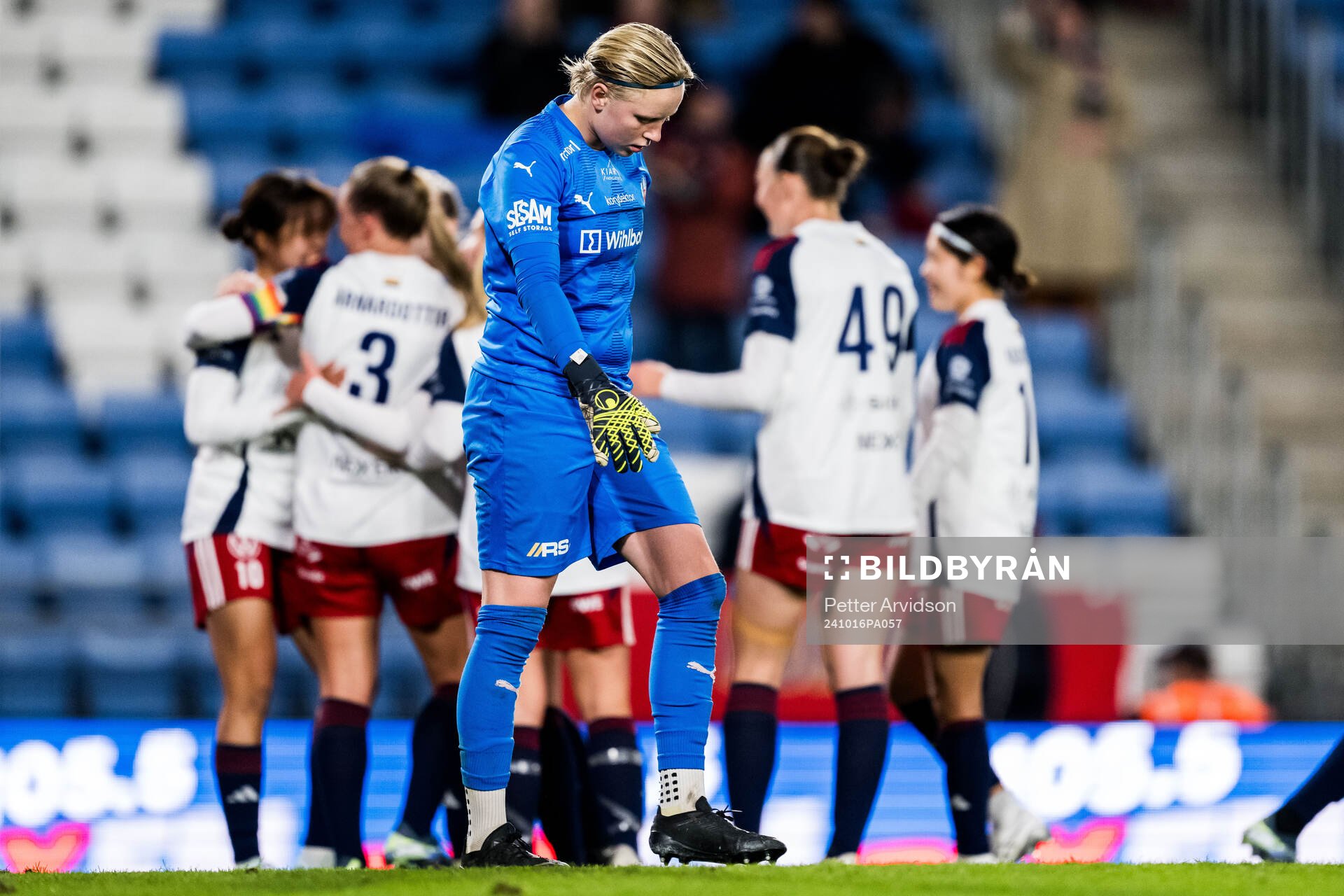 Helsingborgs målvakt Hannah Tegestål deppar