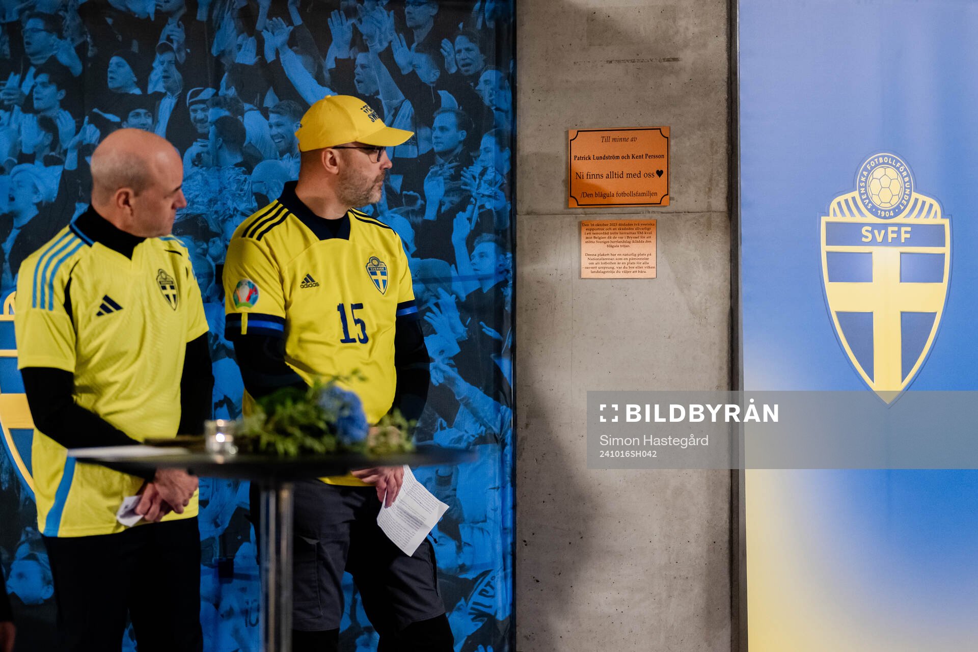 A memorial plaque dedicated to Patrick Lundström and Kent