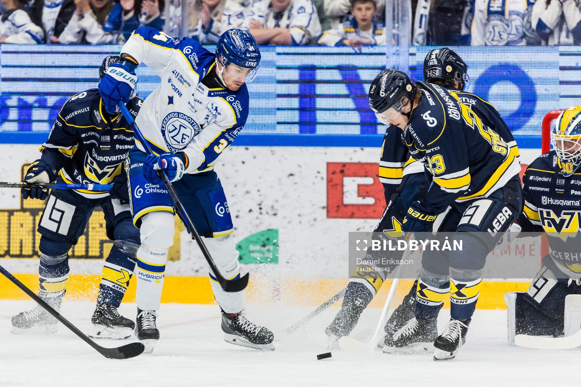Leksands Peter Cehlarik och HV71s Åke Stakkestad