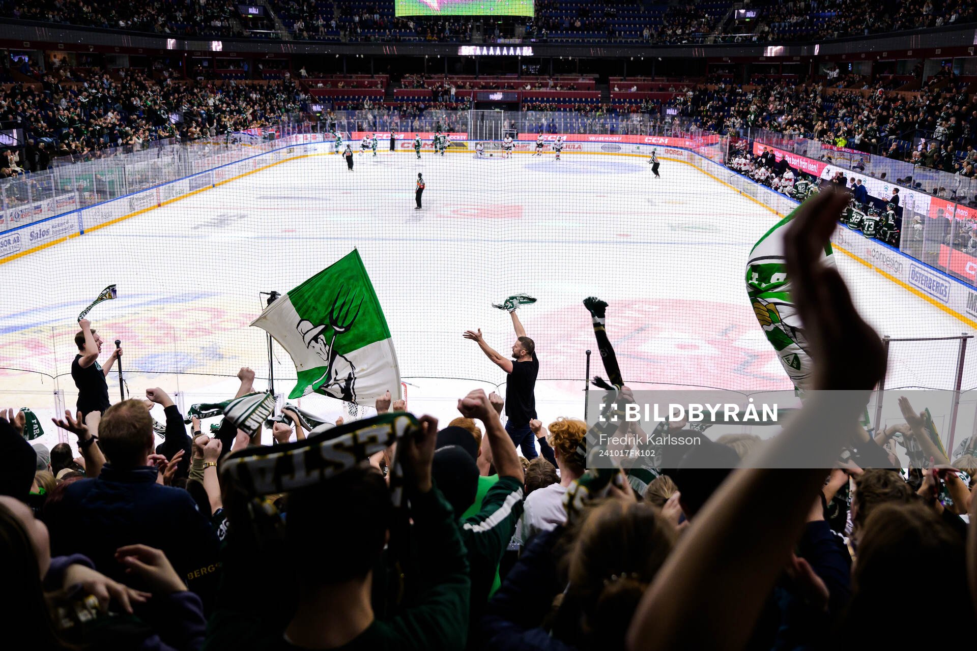 Färjestads supportrar jublar