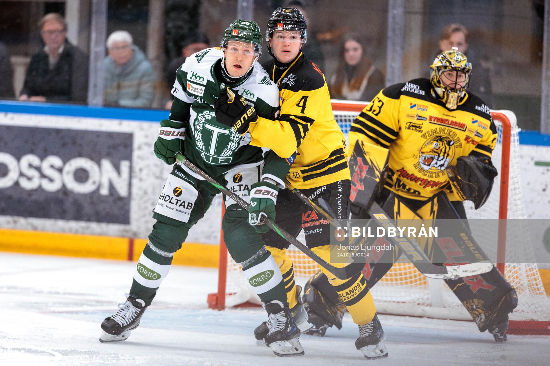 Tingsryds Teemu Tallberg och Vimmerbys Johan Norberg