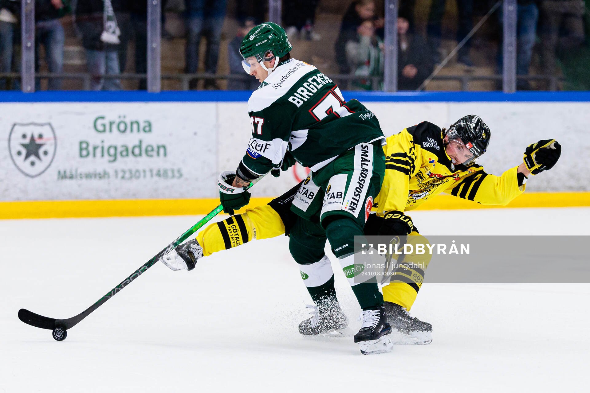 Tingsryds Oscar Birgersson och Vimmerbys William Alftberg