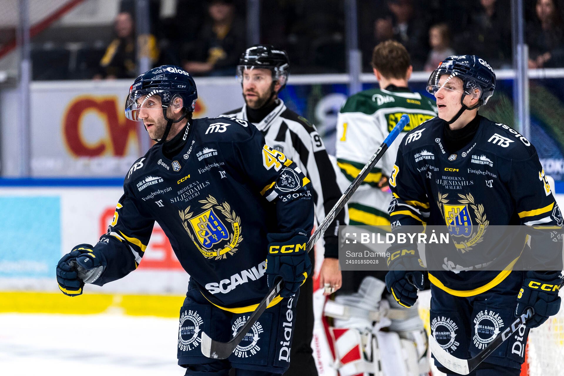 Södertäljes Sebastian Dyk och Södertäljes Egor Polin