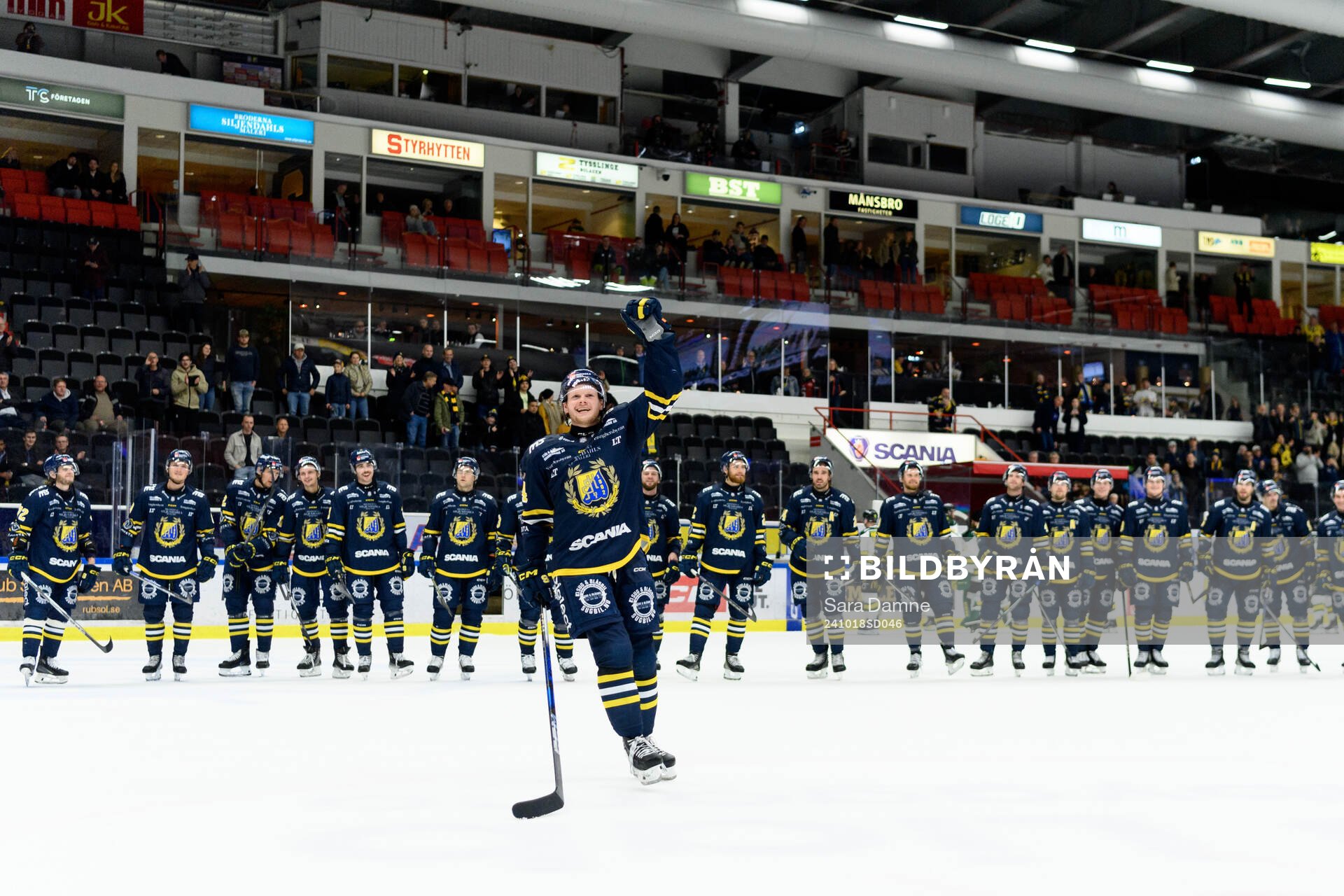 Södertäljes Carter Souch jublar