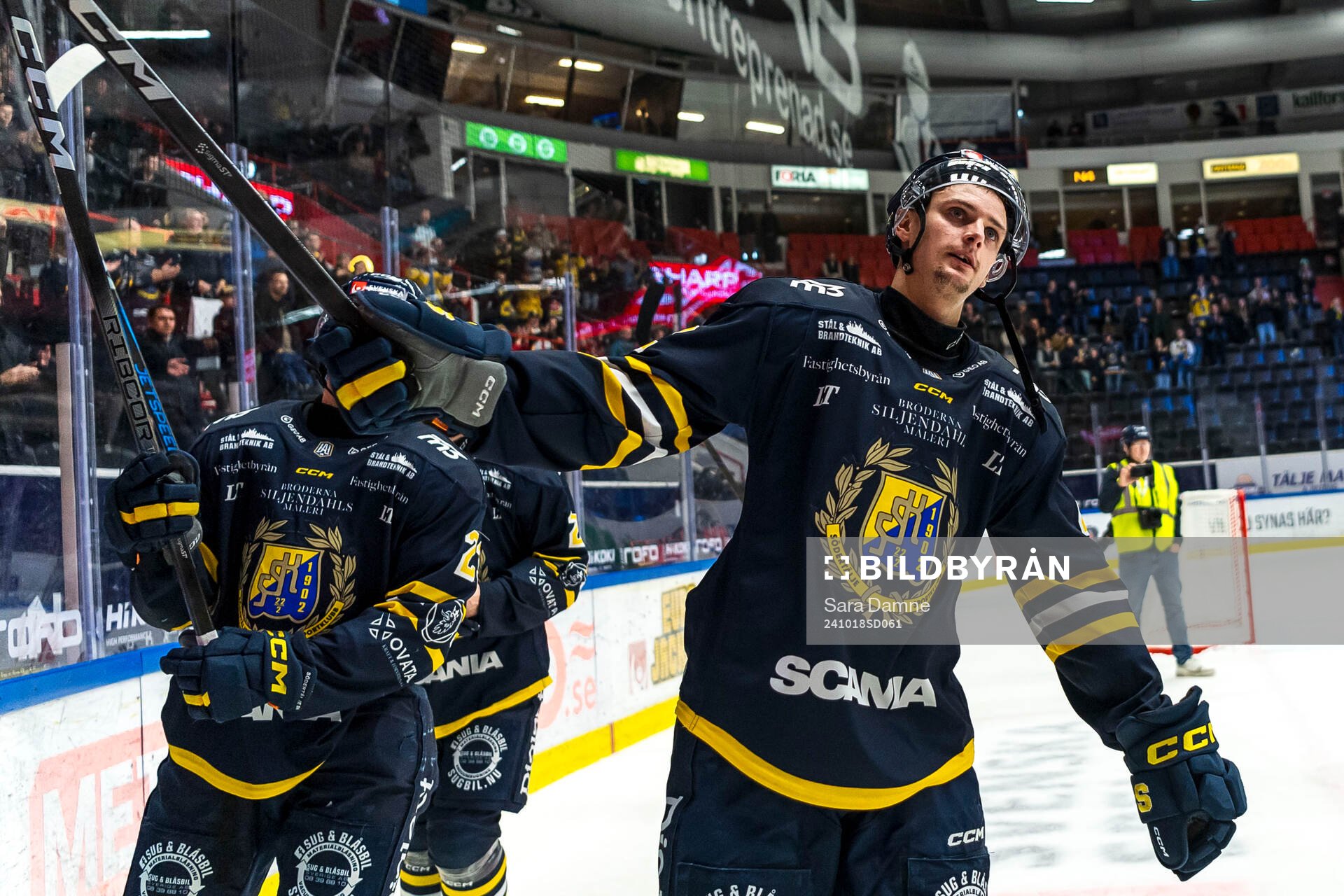 Södertäljes Ludvig Hedström jublar