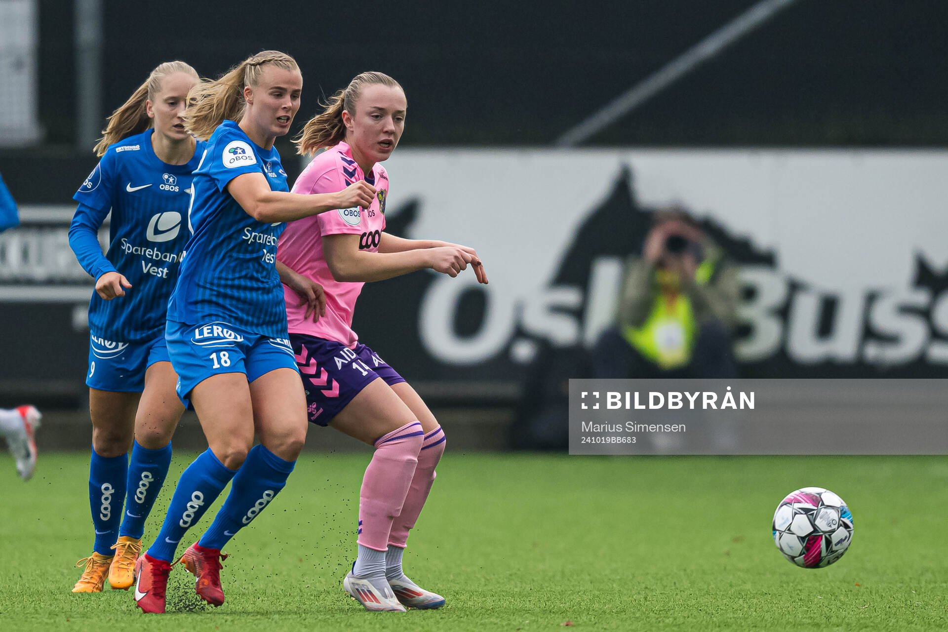 Nora Lie Eghdami of Brann and Cornelia Remme Fladberg of Lyn