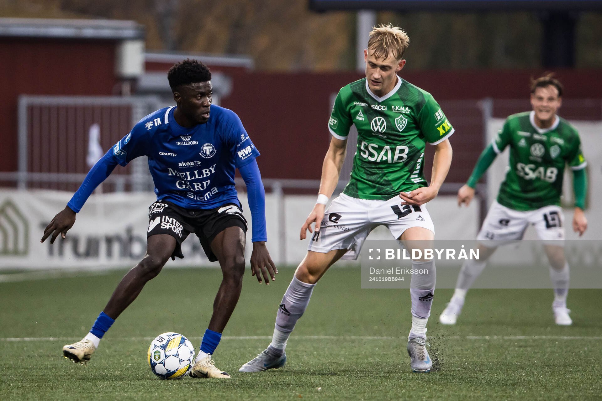 Trelleborgs Emmanuel Godwin och Brages Henry Sletsjøe