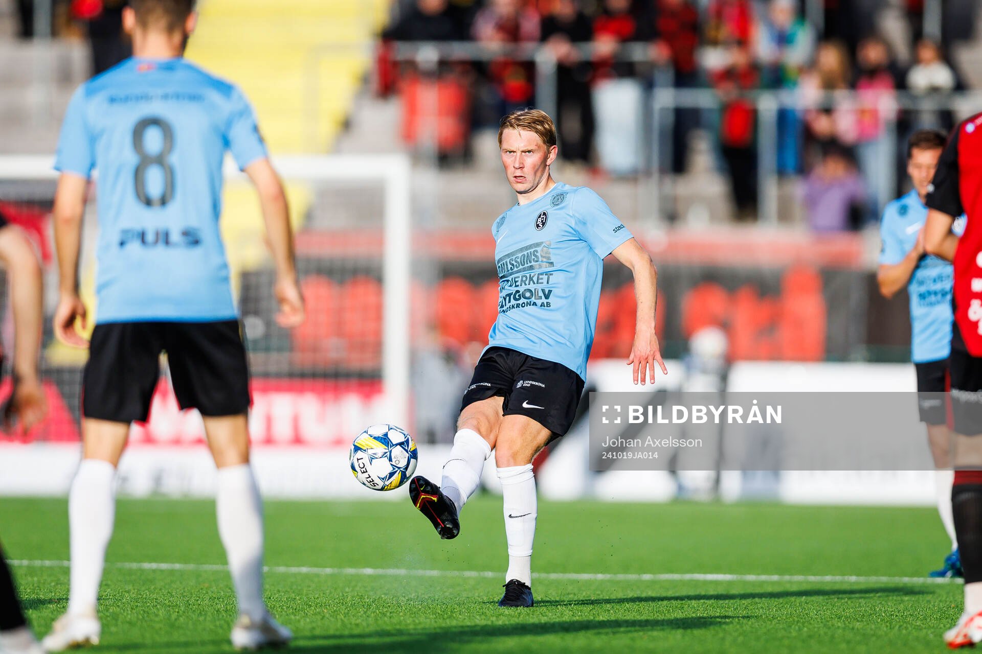 Landskronas Adam Egnell under fotbollsmatchen i Superettan mellan Östersund och Landskrona den 19 oktober 2024 i Östersund. 