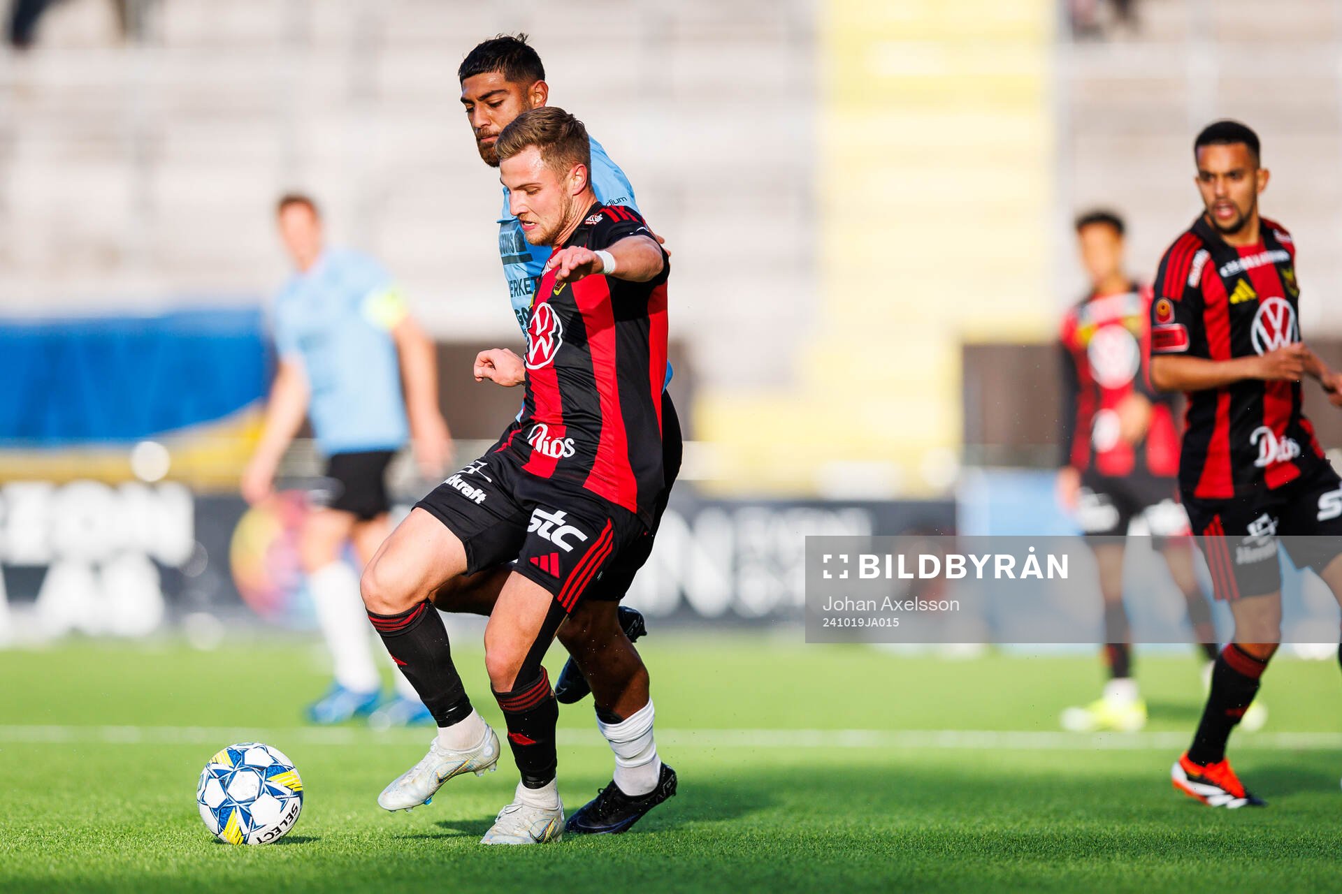 Östersunds Mykola Musolitin och Landskronas Rassa Rahmani