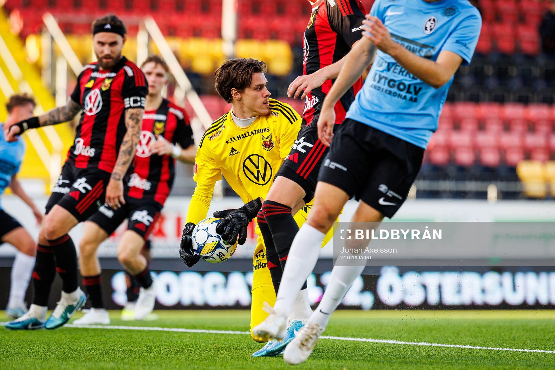 Östersunds målvakt Adam Benediktsson