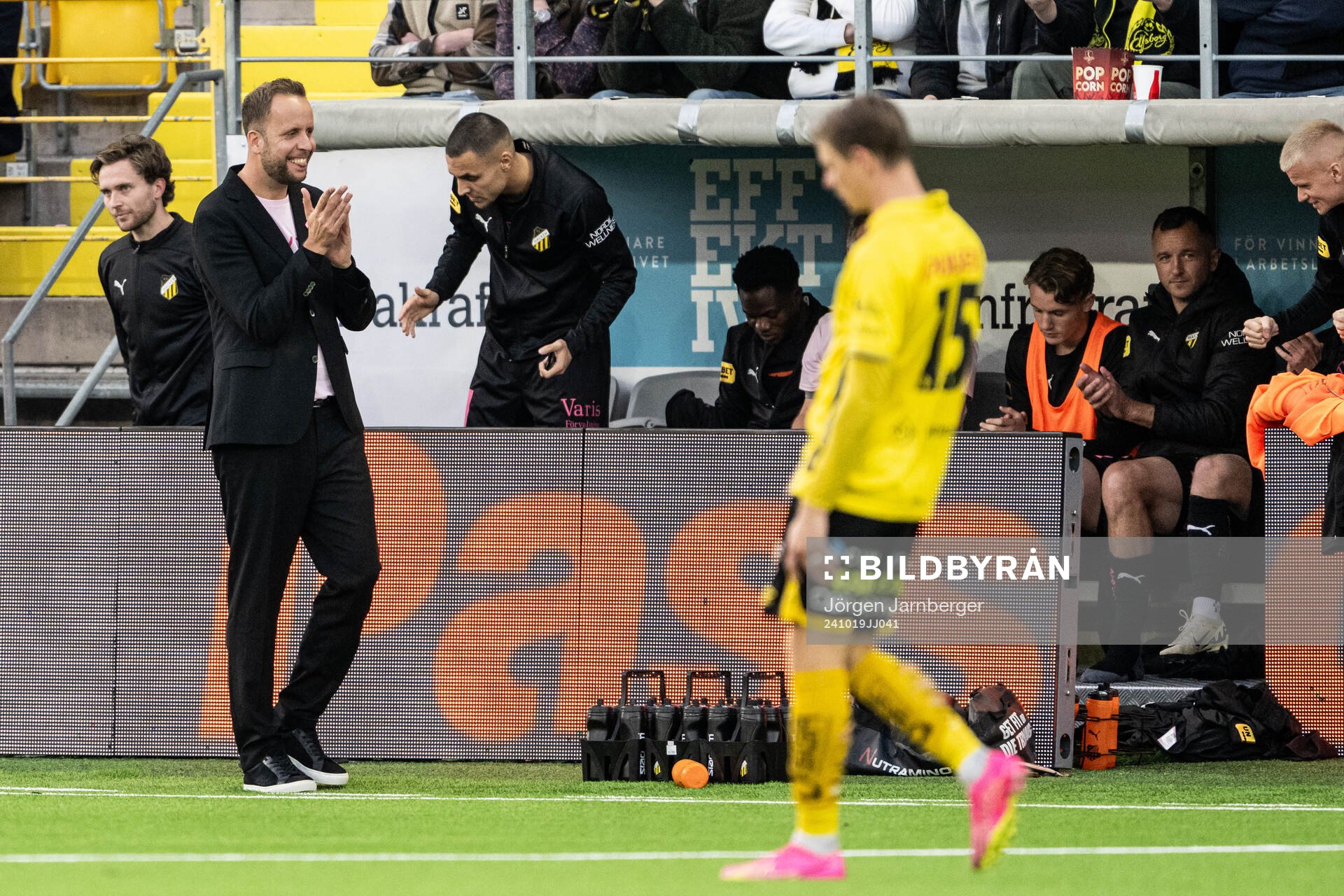 Häckens tränare Joop Oosterveld jublar