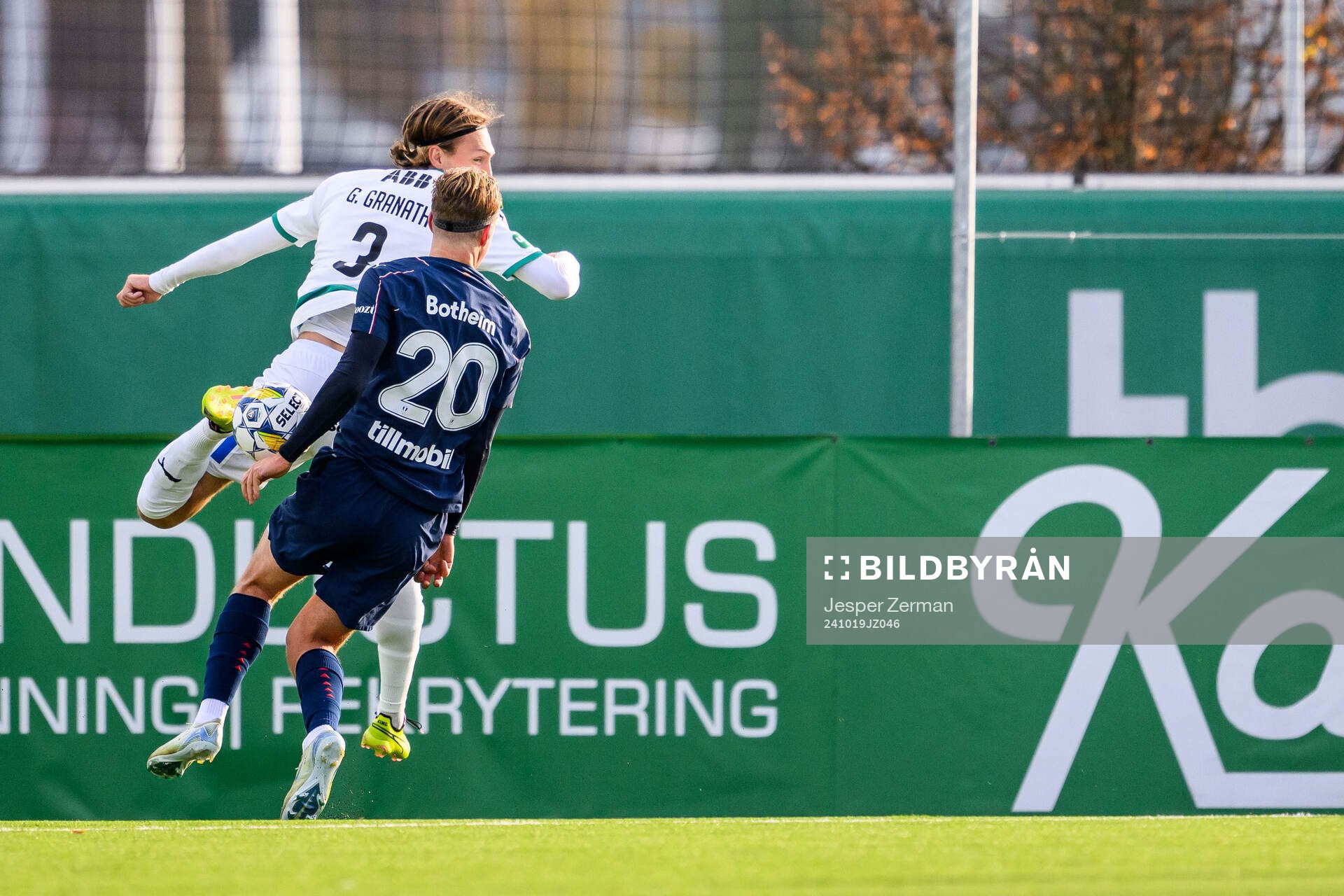 Västerås Gustav Granath och Malmö FFs Erik Botheim