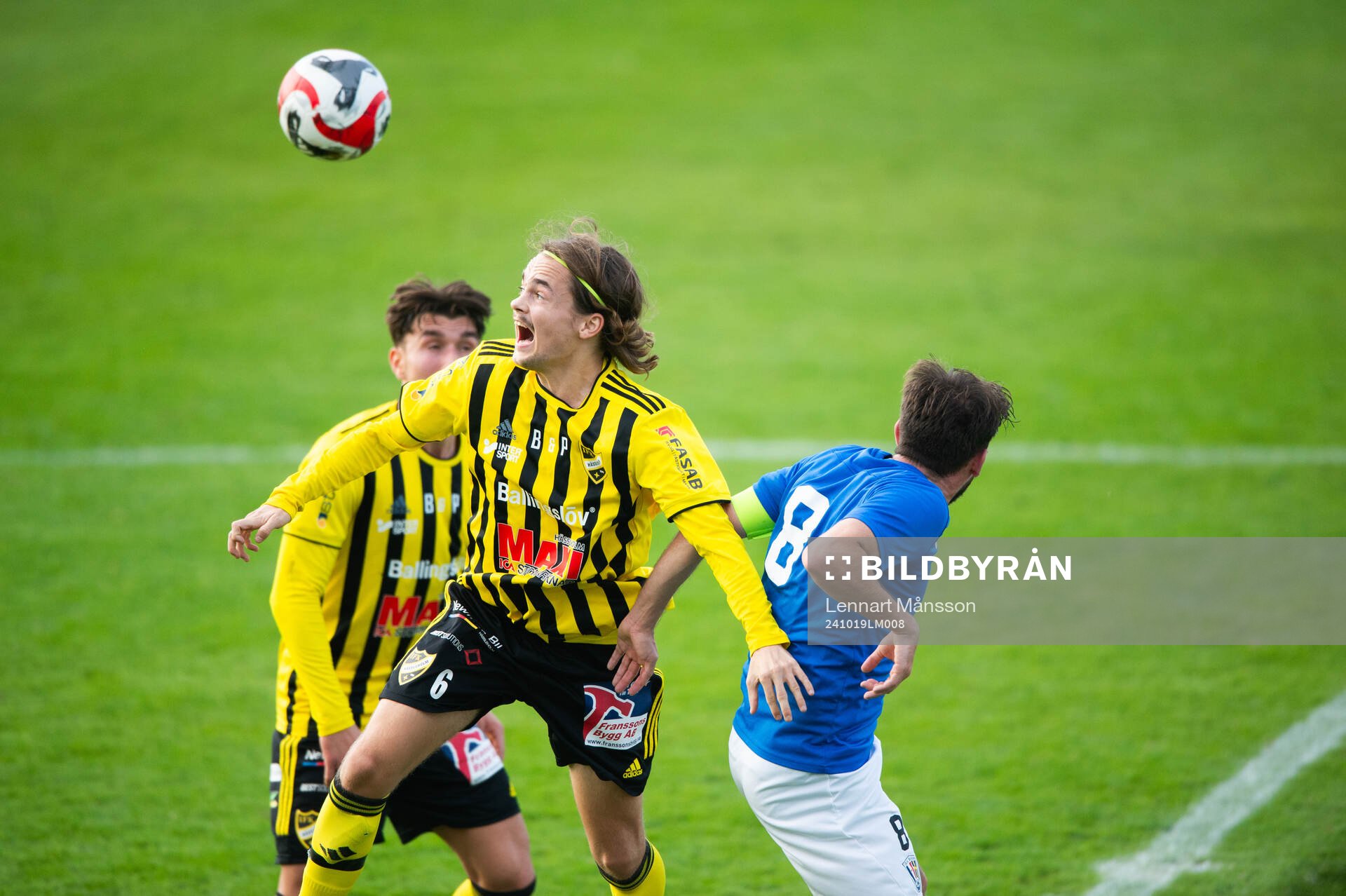  IFK Hässleholms Gustaf Winroth  i matchen i division 2 mellan IFK Hässleholm och FBK Balkan i Hässleholm 19 oktober 2024.
