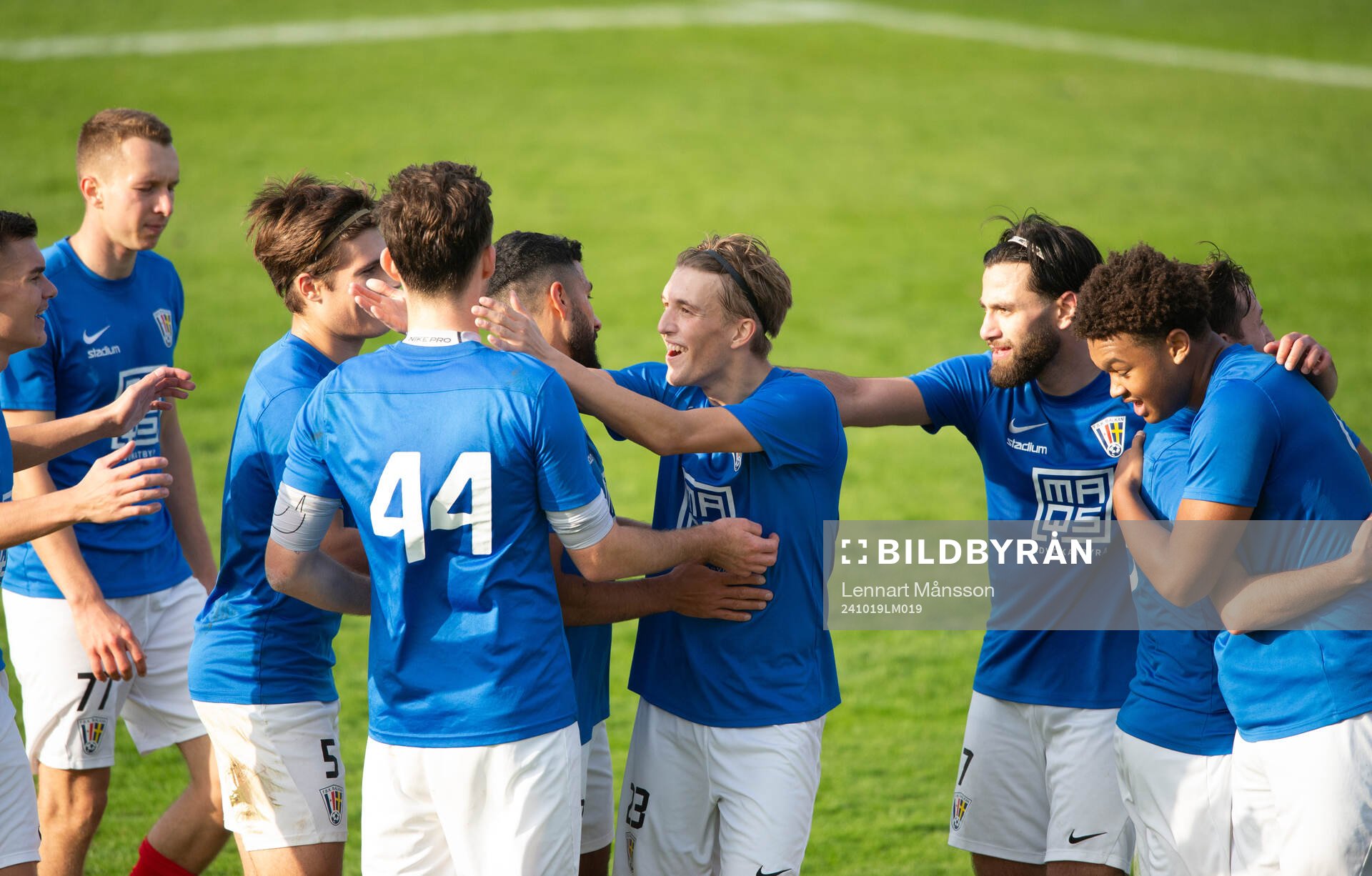 Balkan jublar över mål i matchen i division 2 mellan IFK Hässleholm och FBK Balkan i Hässleholm 19 oktober 2024.
