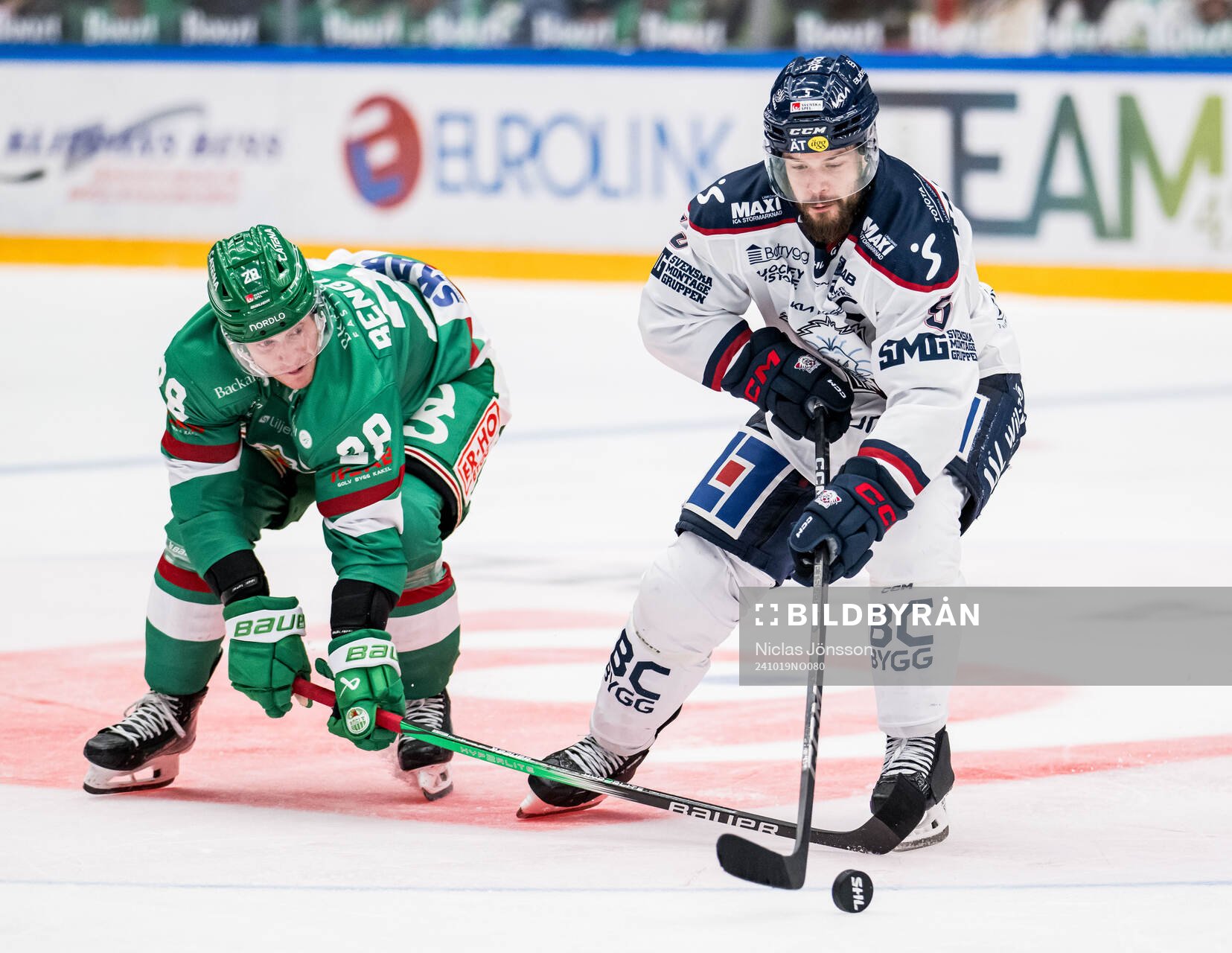 Rögles Anton Bengtsson och Linköpings Oscar Fantenberg