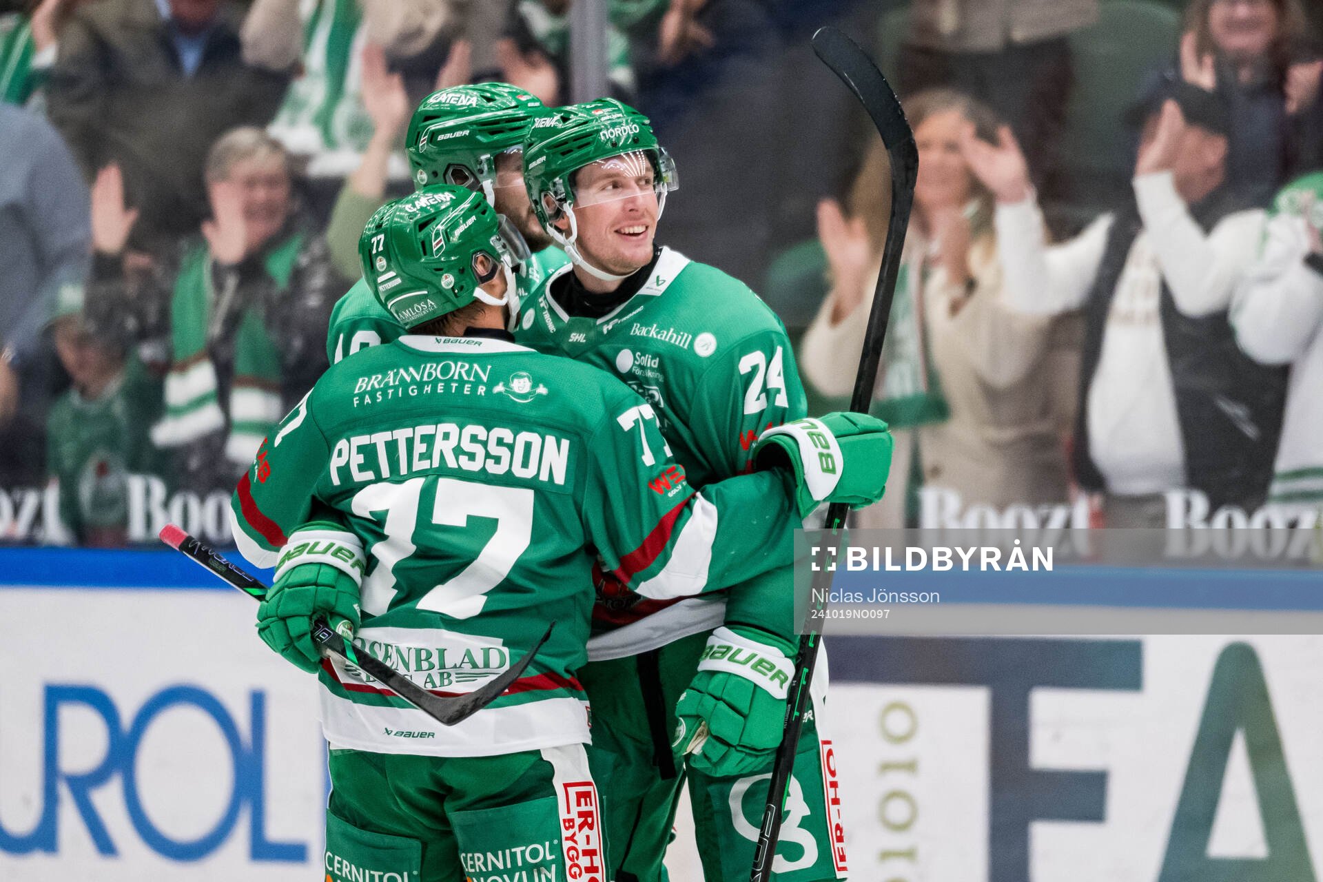 Rögles Mattias Göransson jublar