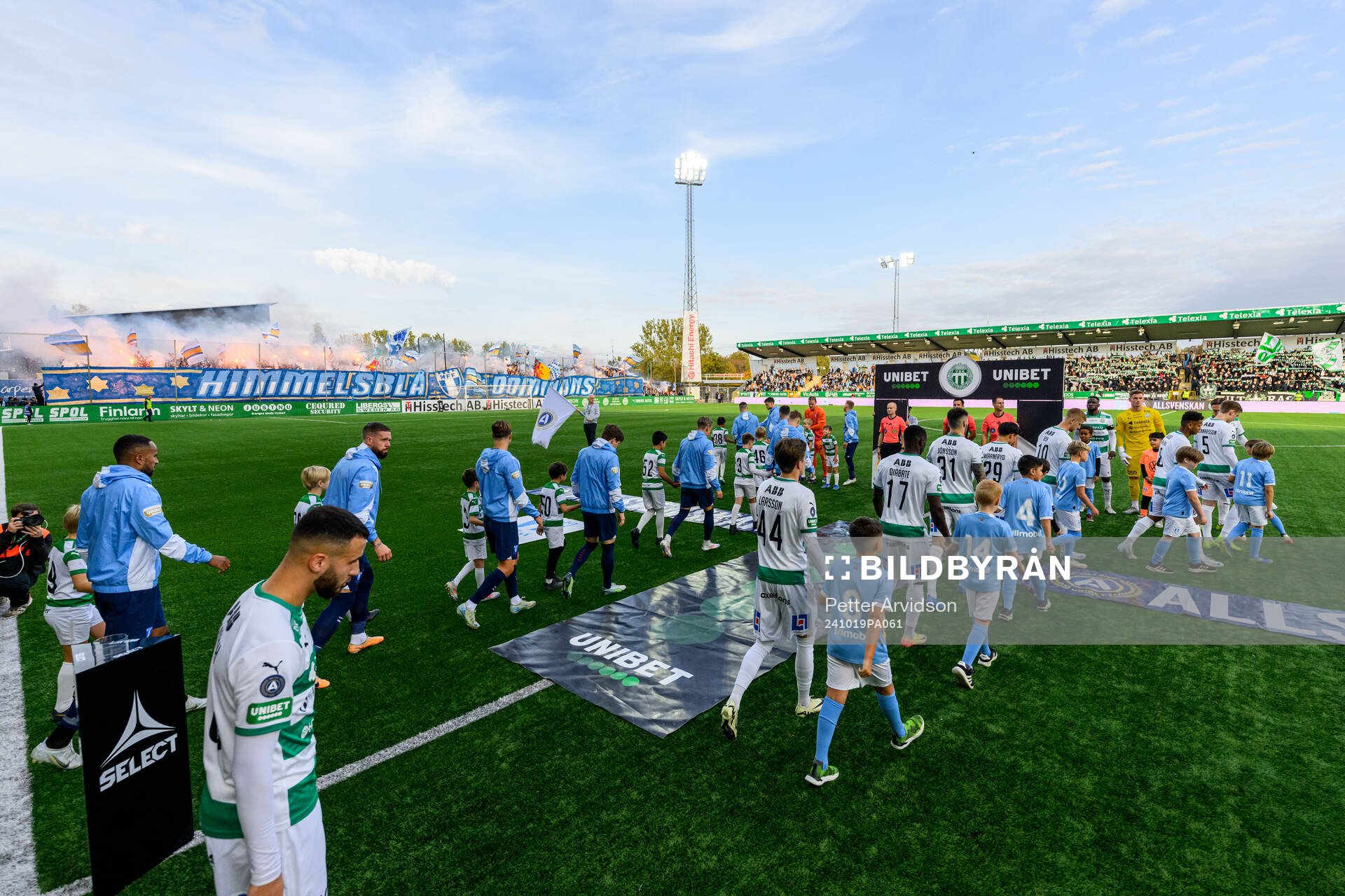 Malmö FFs och Västerås spelare