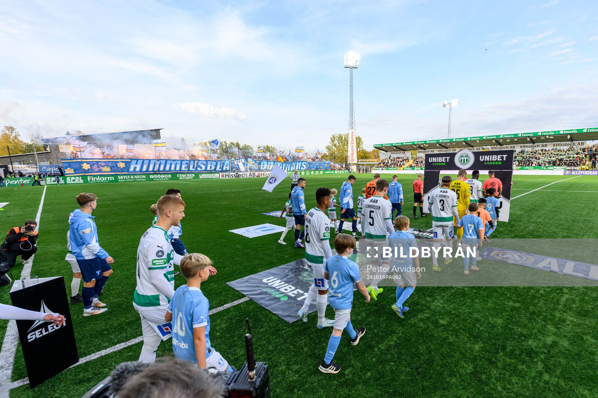 Malmö FFs och Västerås spelare