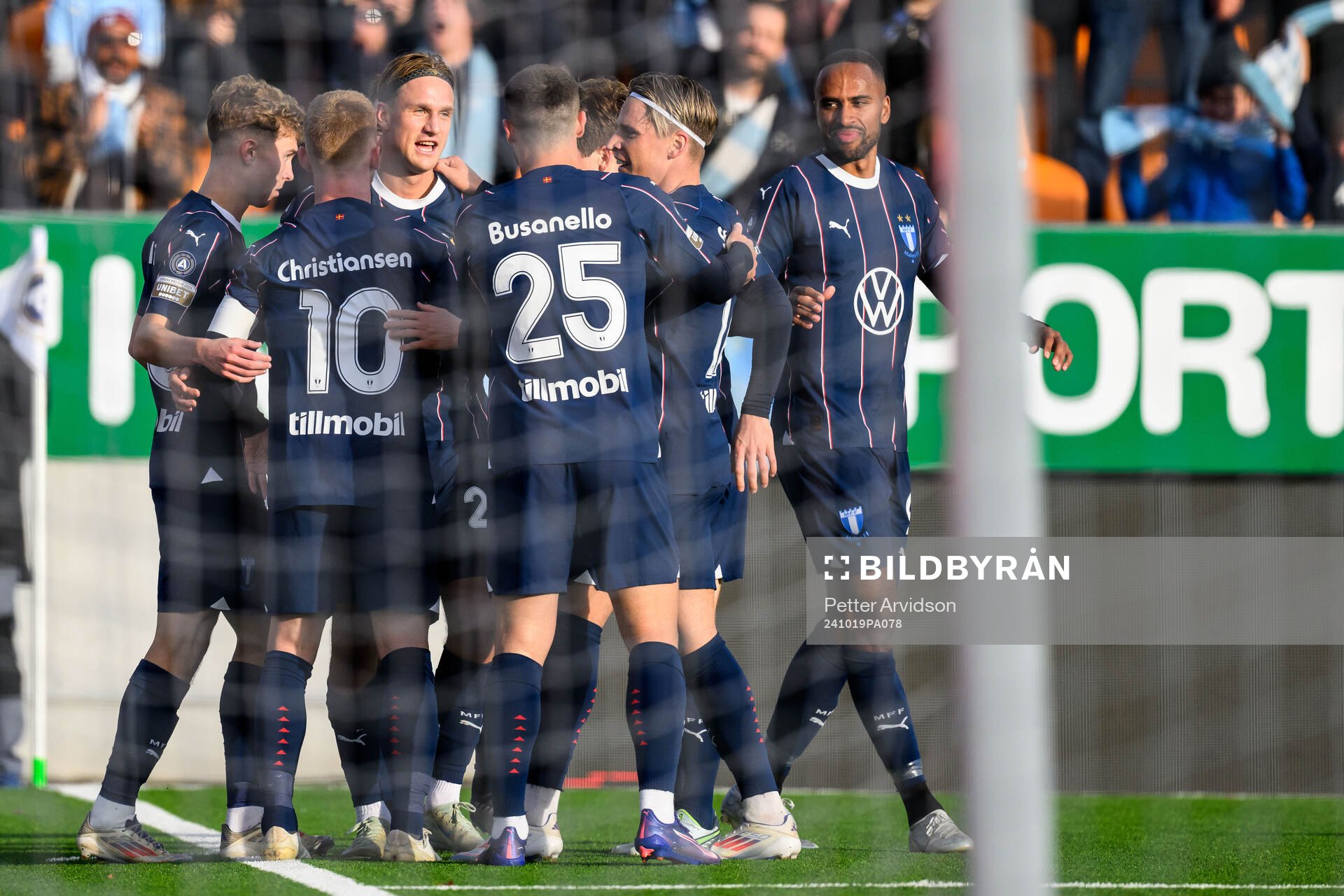 Malmö FFs Erik Botheim jublar