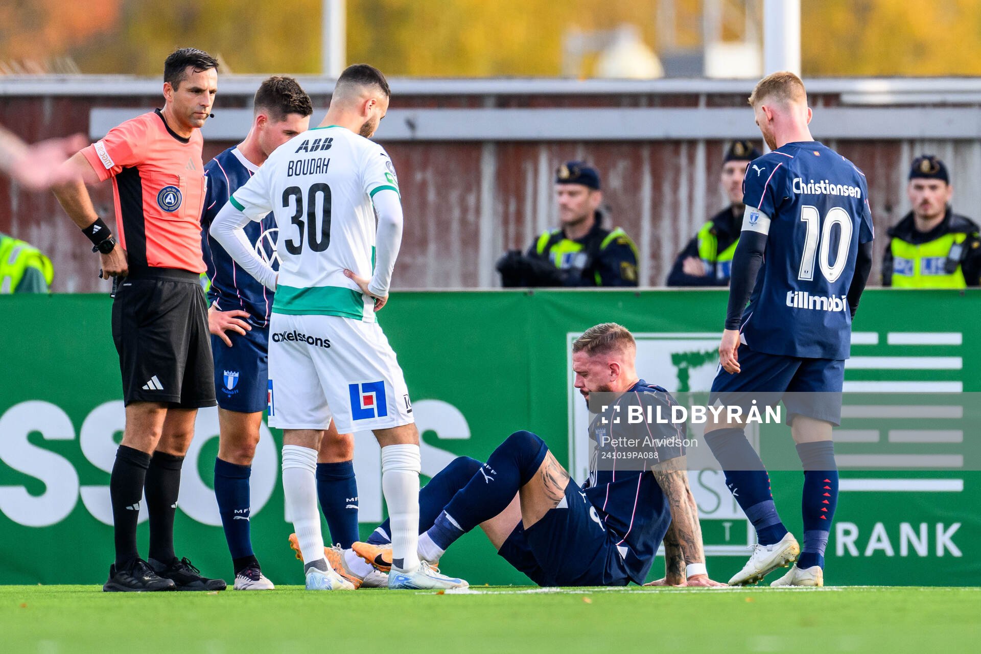 Malmö FFs Pontus Jansson har ont