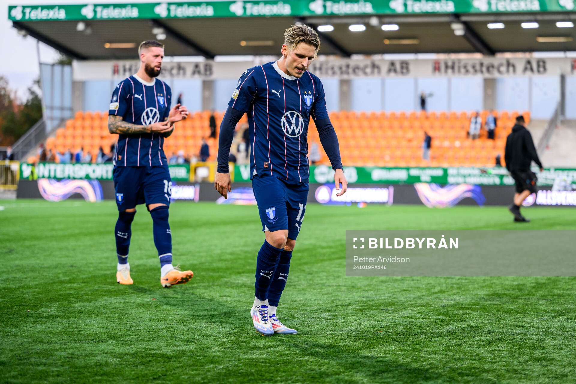 Malmö FFs Jens Stryger Larsen deppar