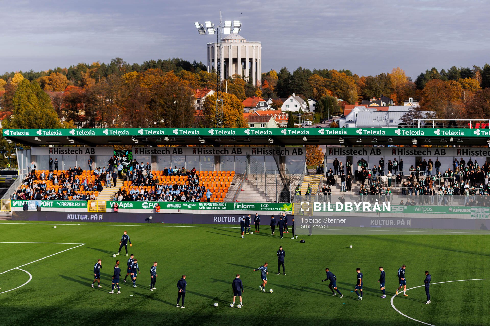 Malmö FFs spelare värmer upp