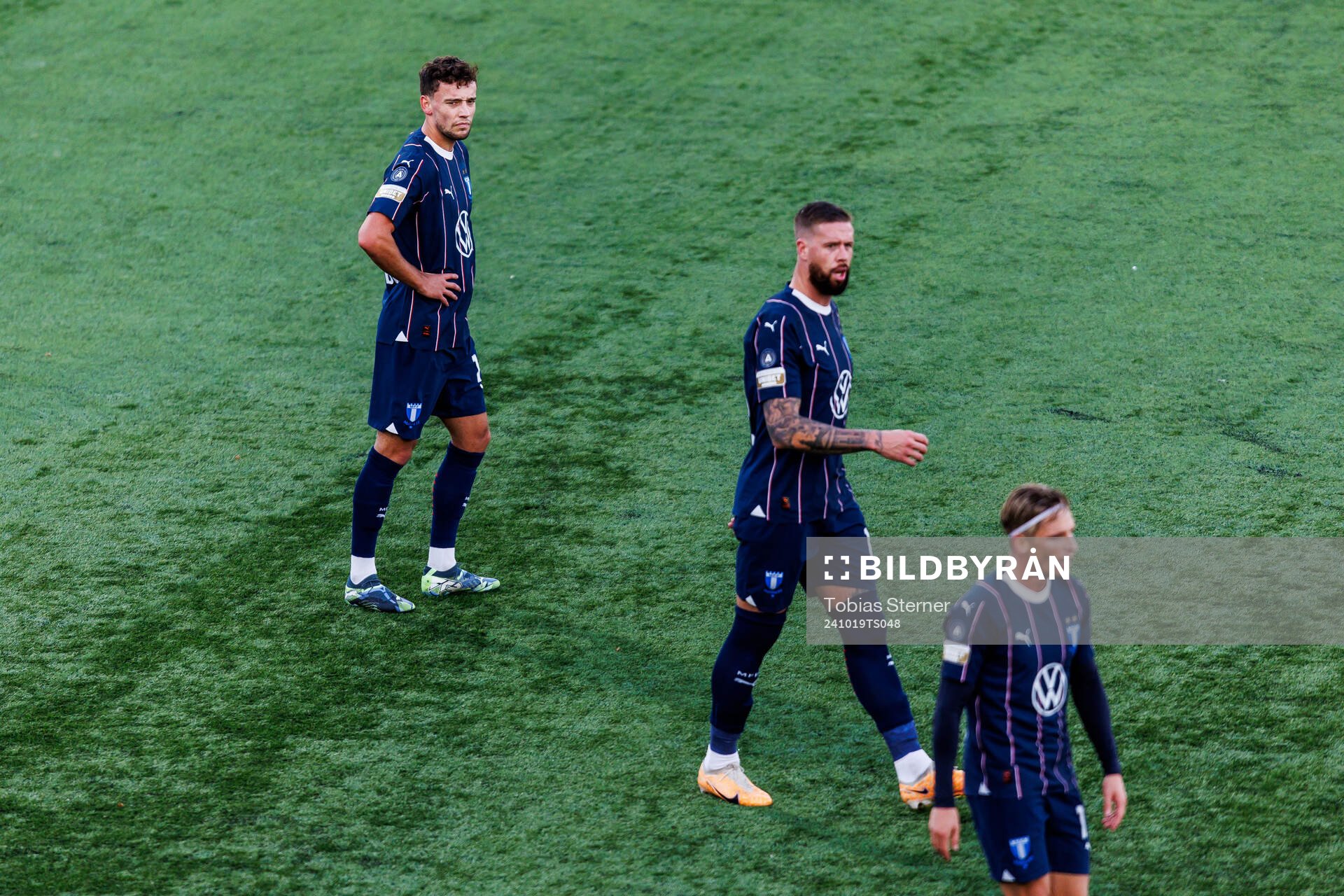 Malmö FFs Lasse Berg Johnsen och Pontus Jansson deppar