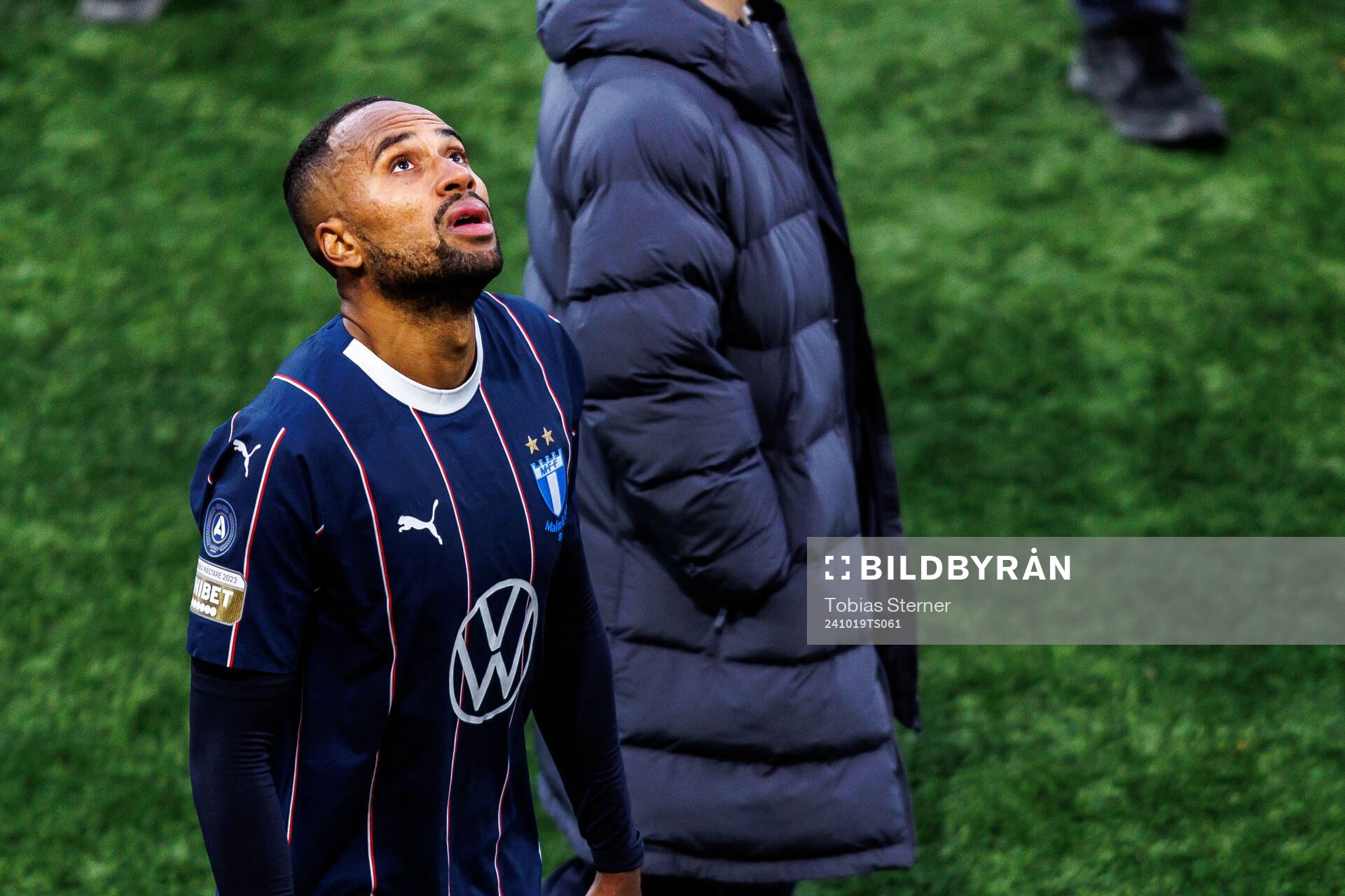 Malmö FFs Isaac Kiese Thelin deppar