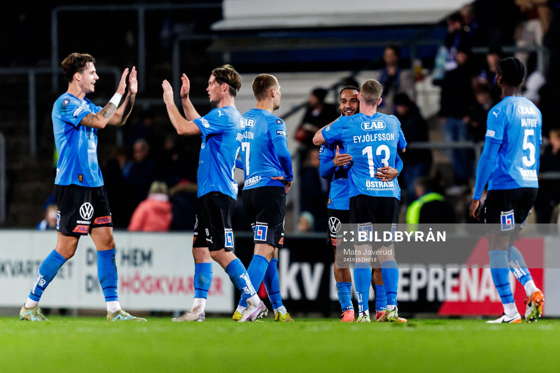 Halmstads spelare jublar
