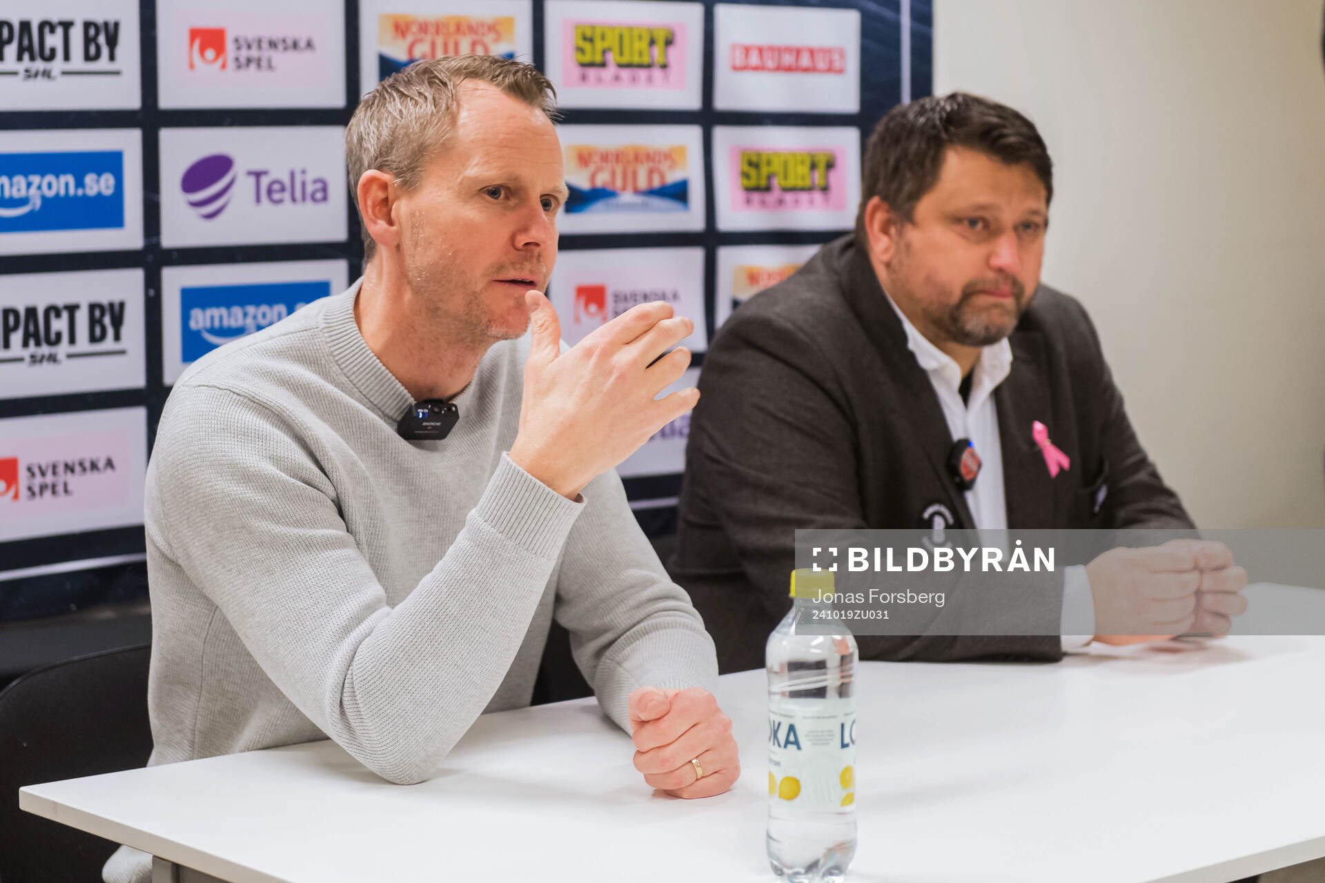Skellefteås tränare Robert Ohlsson och MoDos tränare