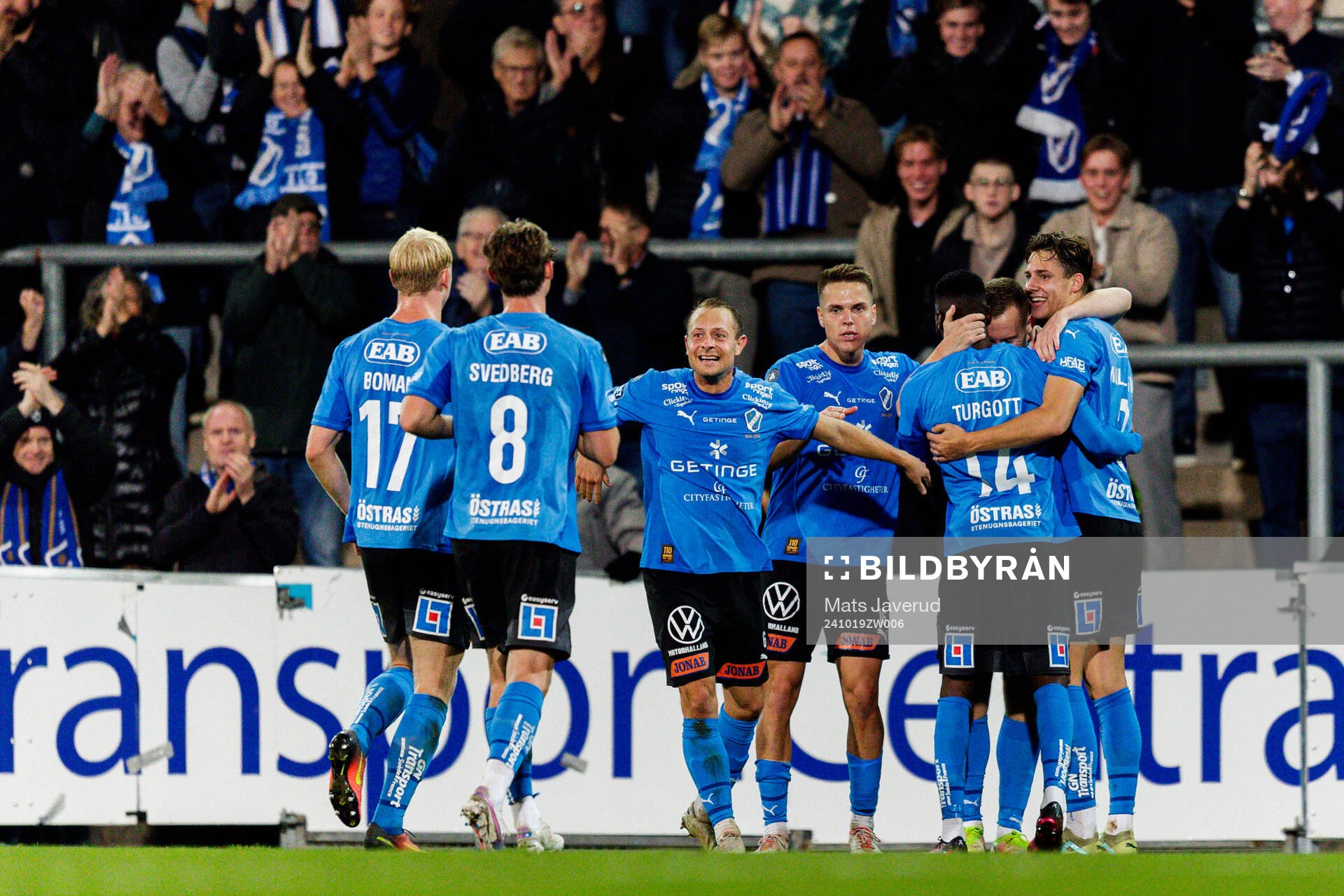 Halmstads Gisli Eyjolfsson jublar efter 3-1 under fotbollsmatchen i Allsvenskan mellan Halmstad och Sirius den 19 oktober 2024 i Halmstad. 