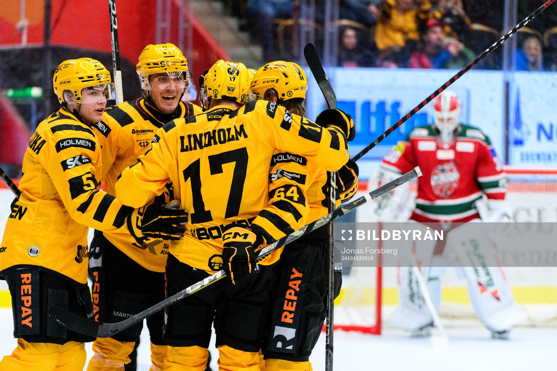 Skellefteås Axel Sandin Pellikka jublar