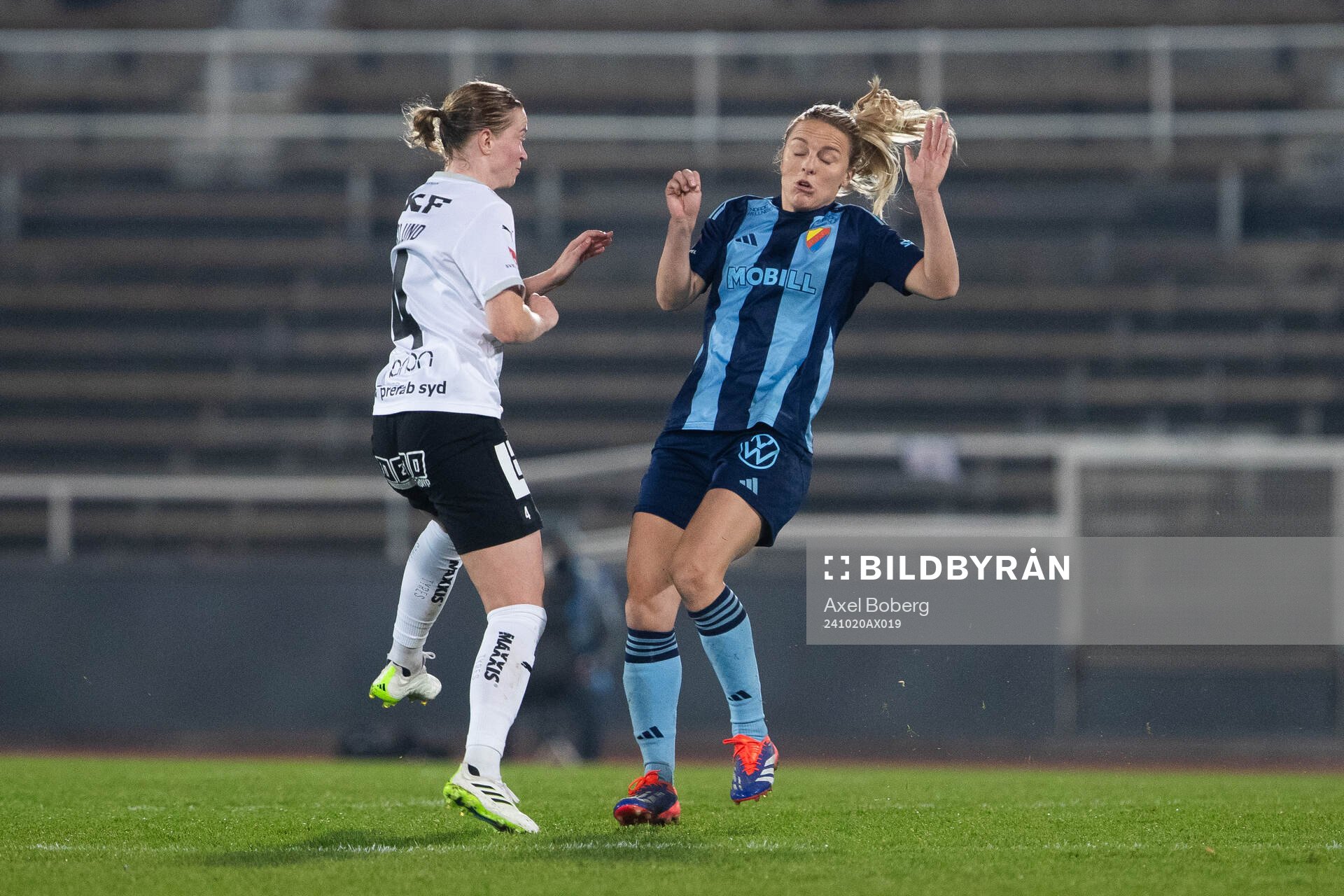 Häckens Emma Östlund och Djurgårdens Mimmi Larsson