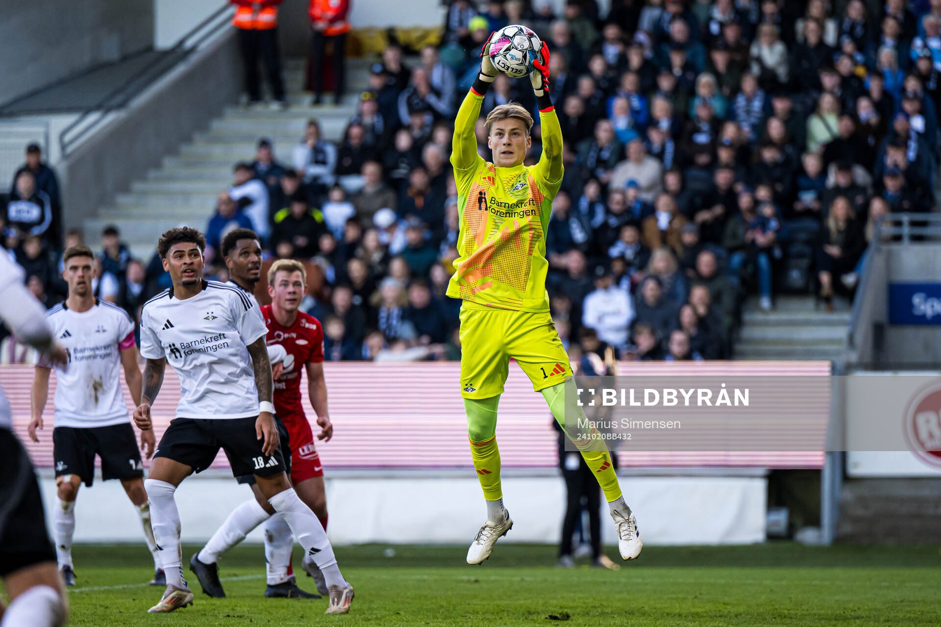 Sander Tangvik of Rosenborg during the Eliteserien match between Rosenborg and Brann on October 20, 2024 in Trondheim. 