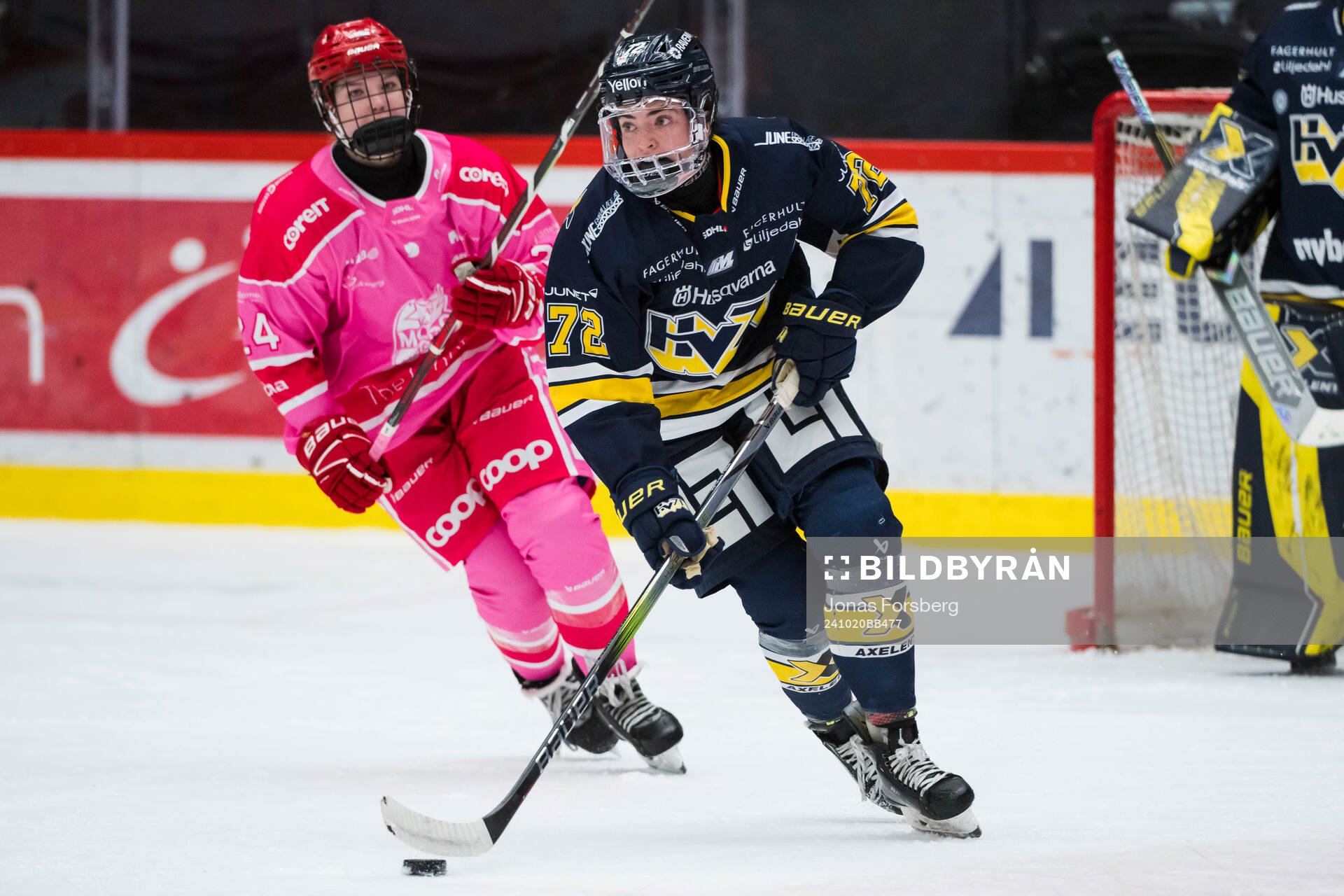 HV71s Rachel Weiss