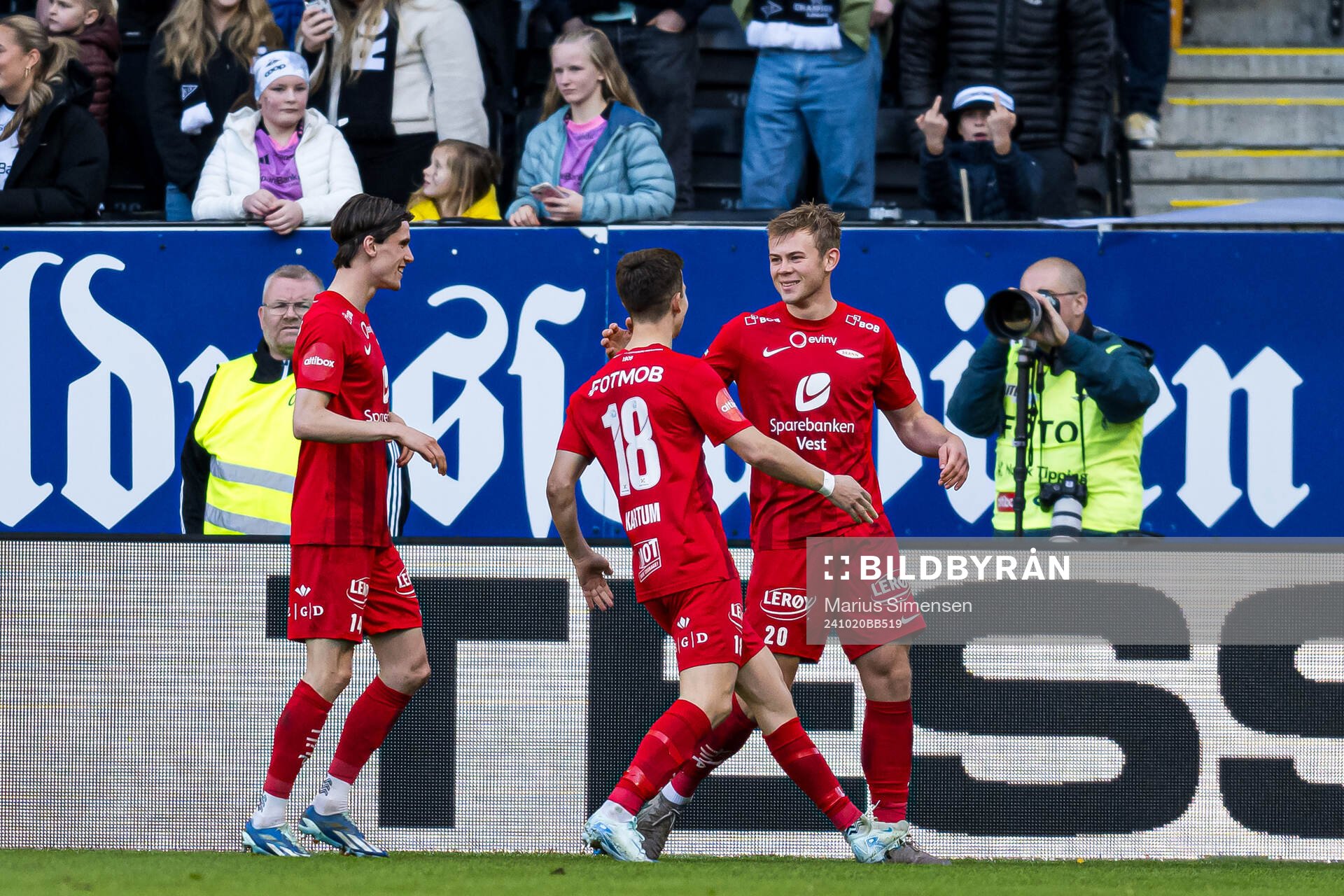 Aune Heggebø of Brann celebrates