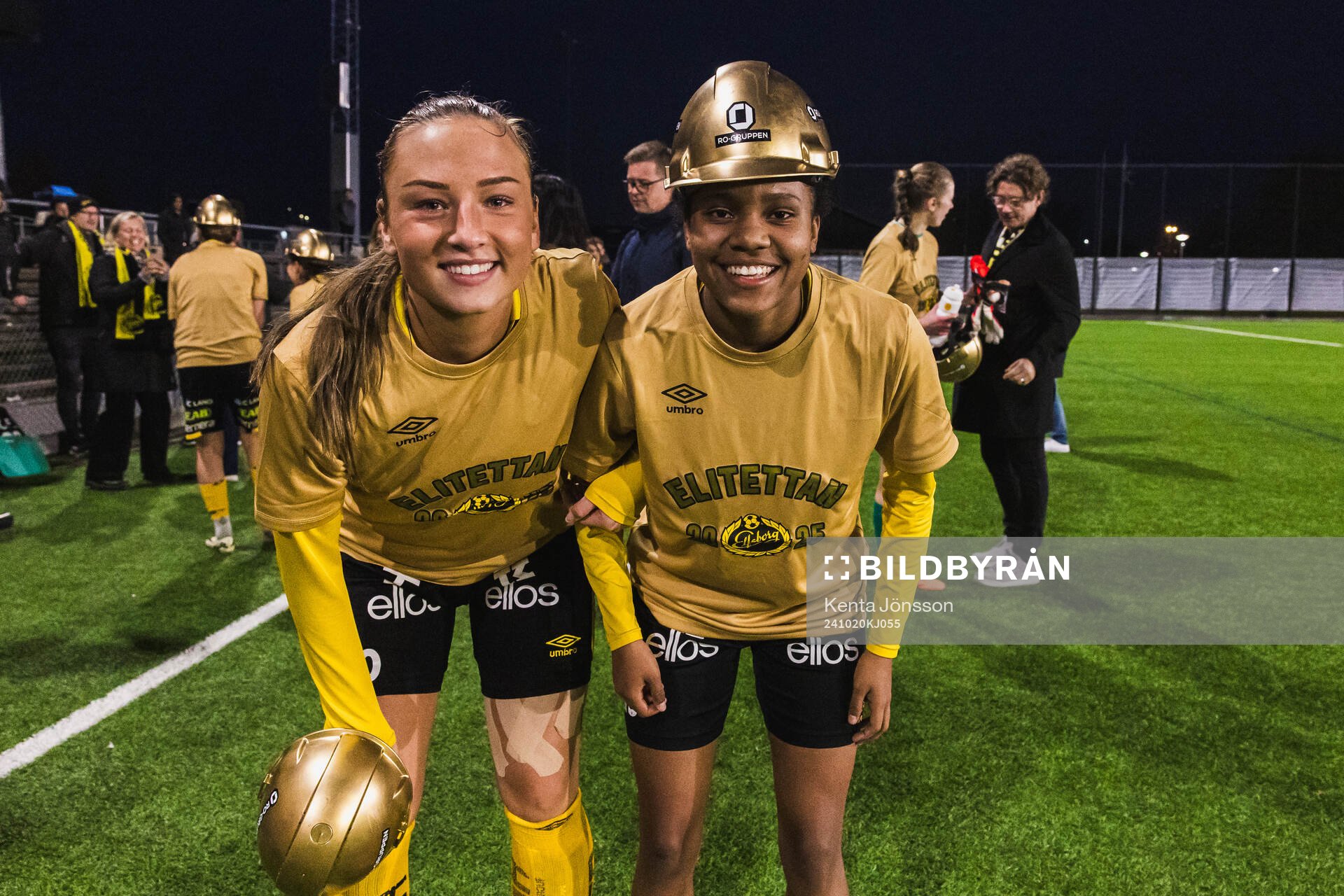 Elfsborgs Stina Jensen och Vanessa Lopez  jublar