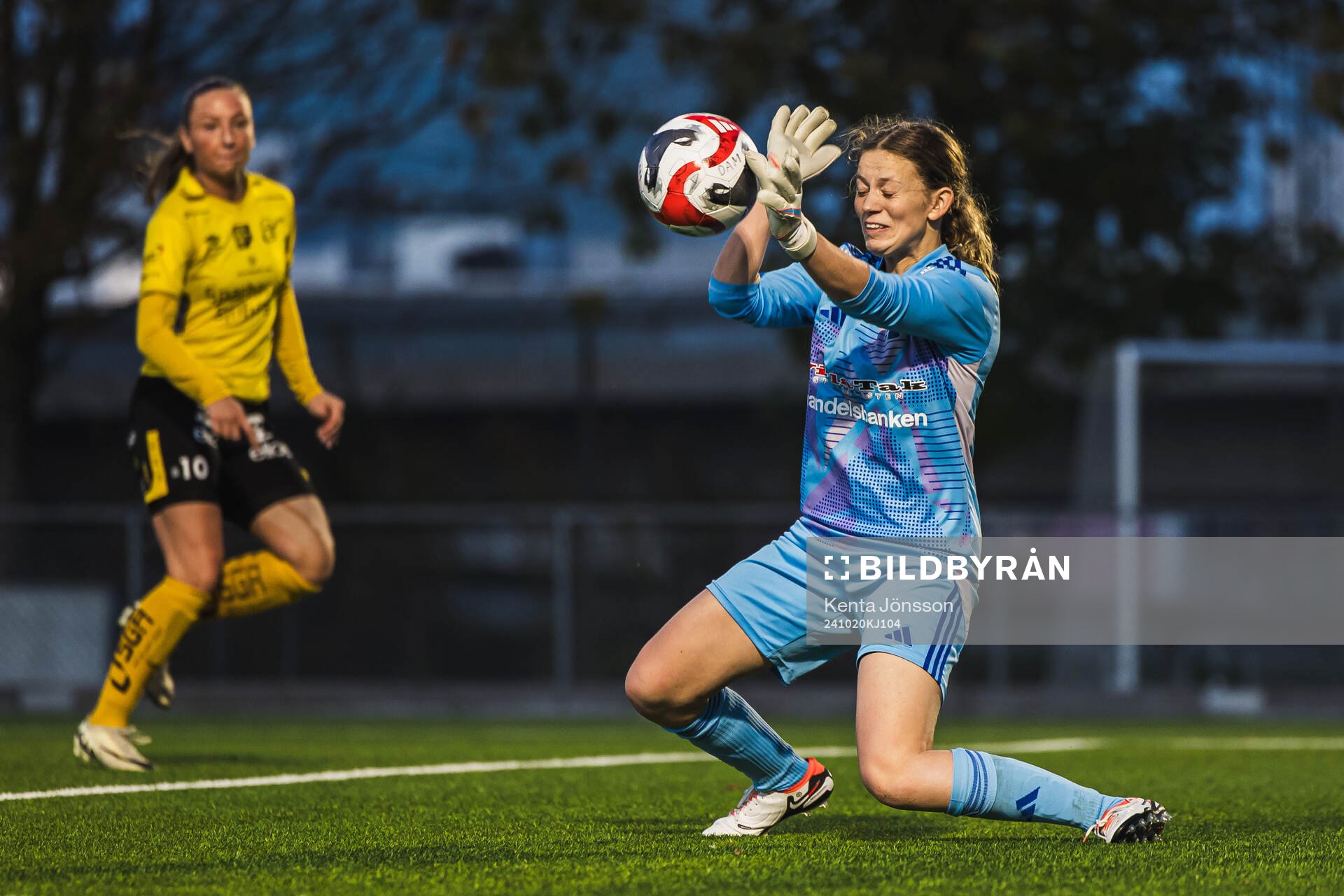 Älvsjös målvakt Emilia Johansson