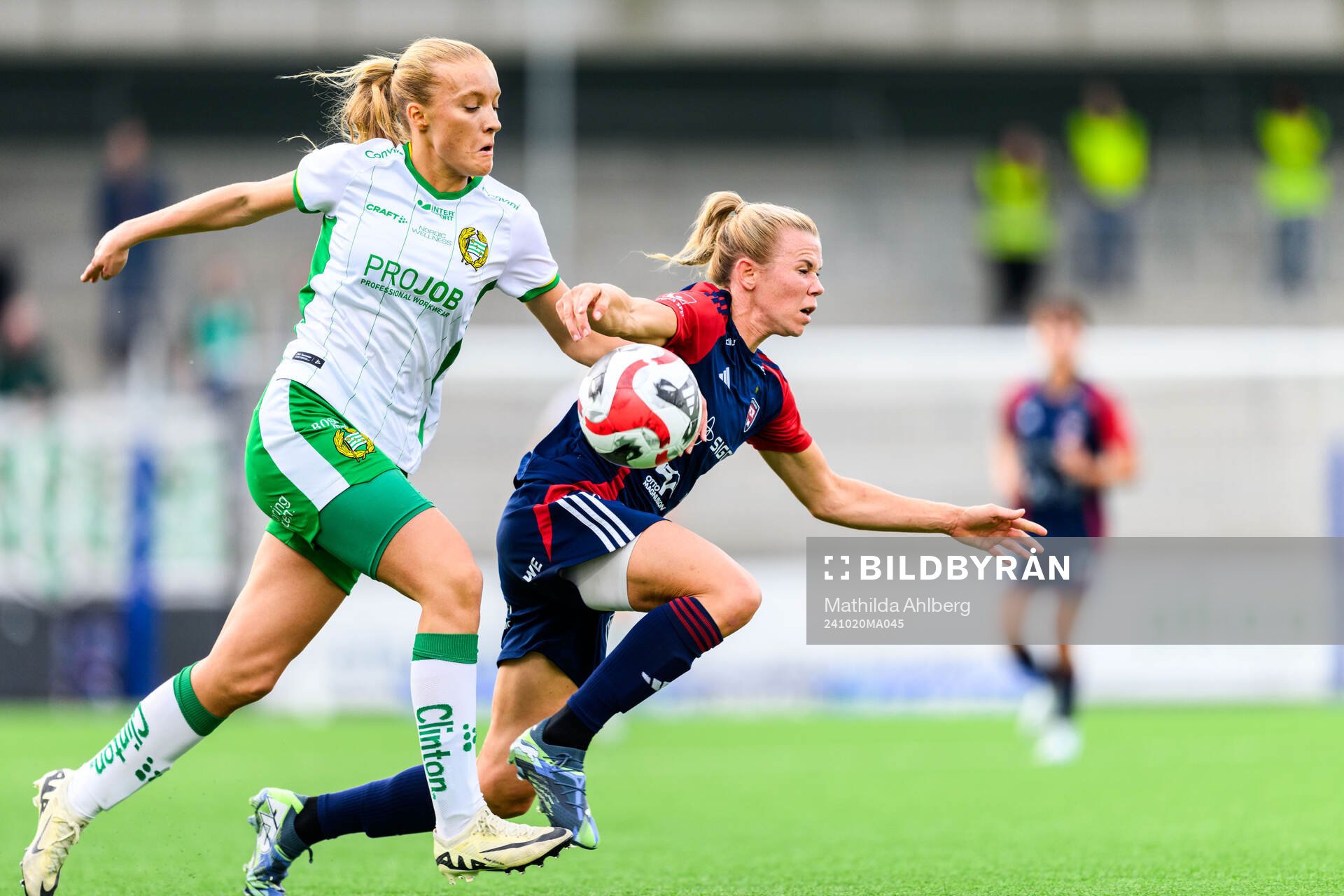 Hammarbys Smilla Holmberg och Rosengårds Jessica Wik