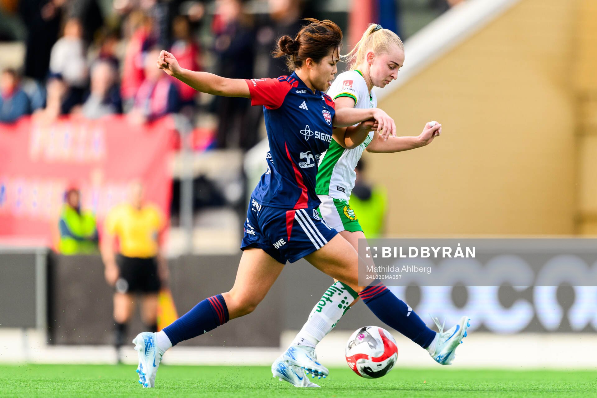 Rosengårds Momoko Tanikawa och Hammarbys Emilie Joramo