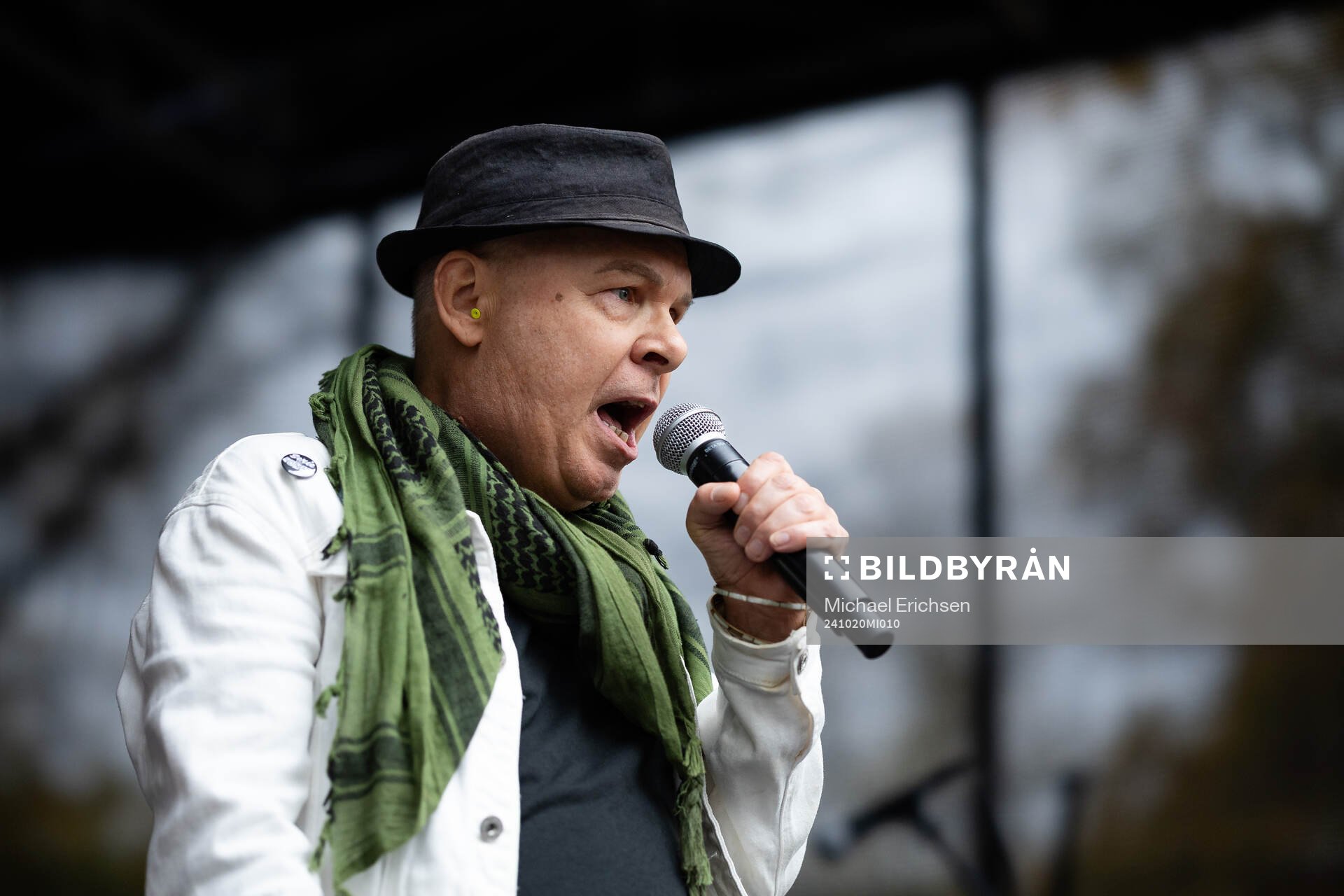 Sångaren Mats Jönsson i Attentat
