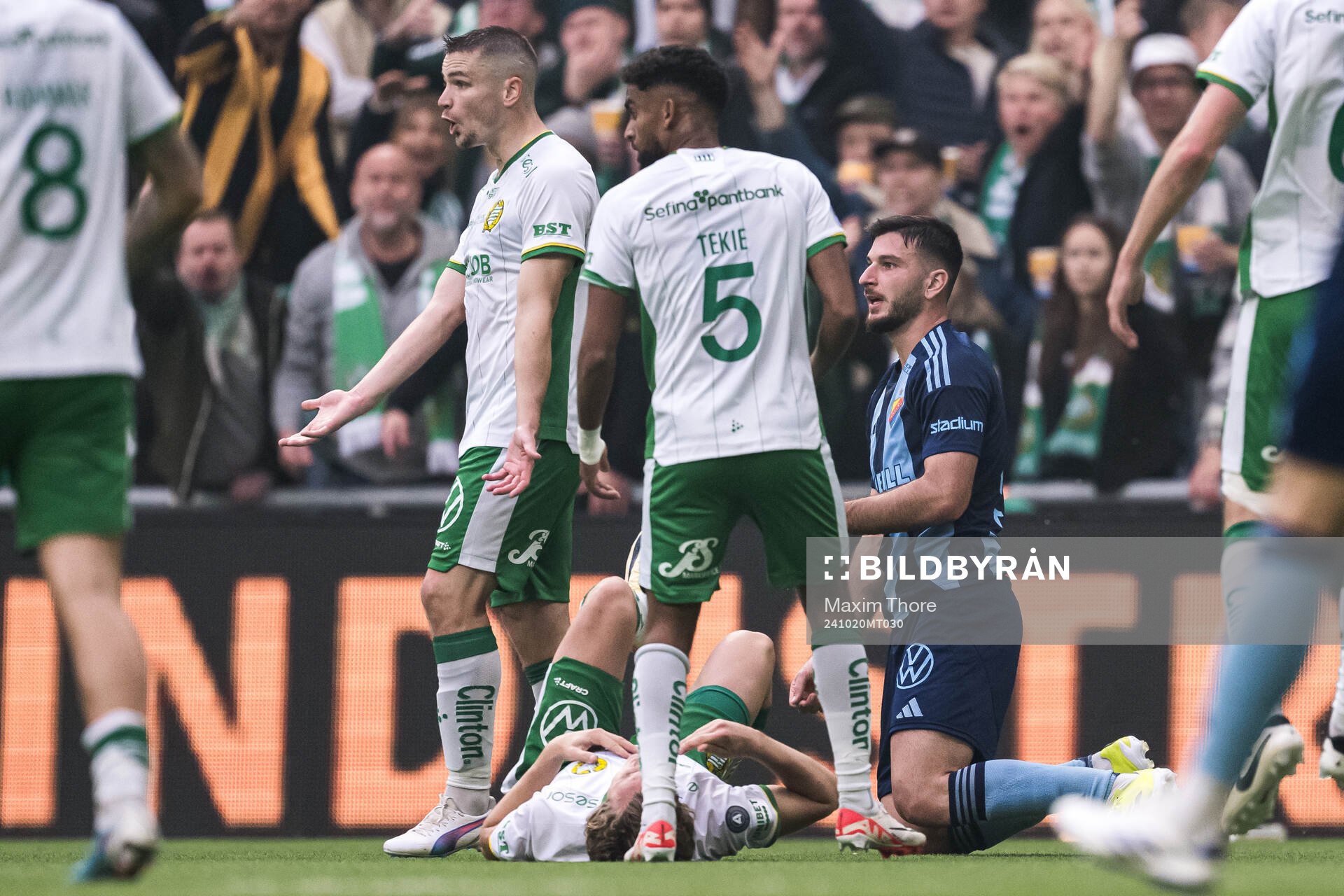 Hammarbys Hampus Skoglund och Djurgårdens Besard Sabovic