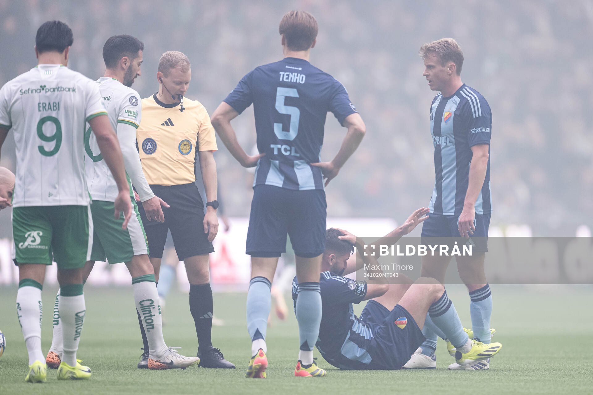 Djurgårdens Besard Sabovic har ont