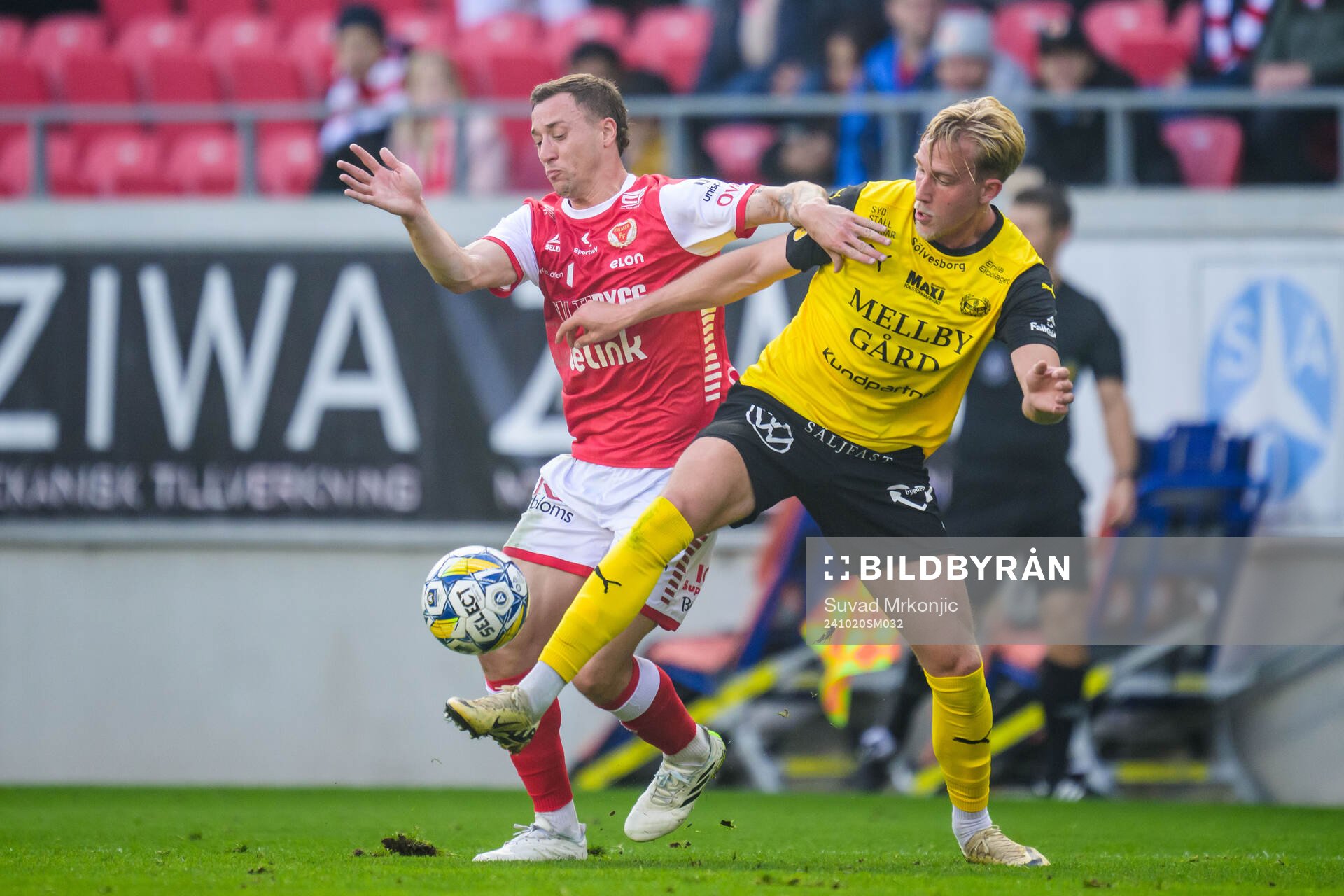 Kalmars Alexander Gersbach och Mjällbys Herman Johansson