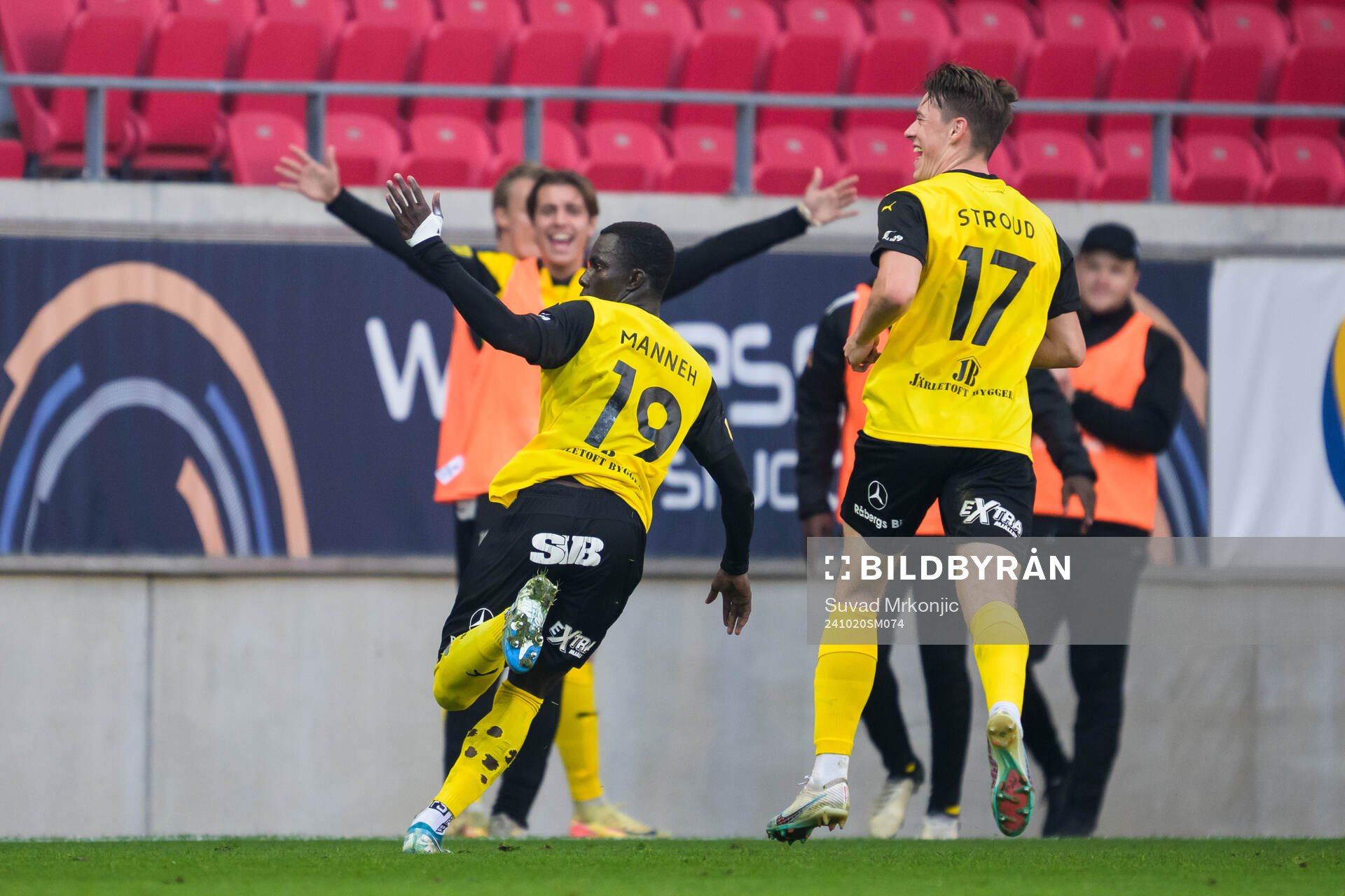 Mjällbys Abdoulie Manneh jublar