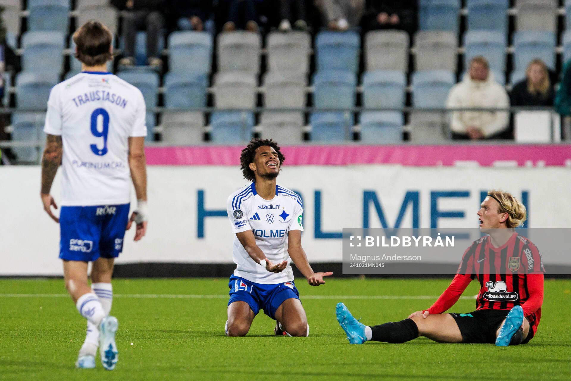 IFK Norrköpings Jesper Ceesay och Brommapojkarnas