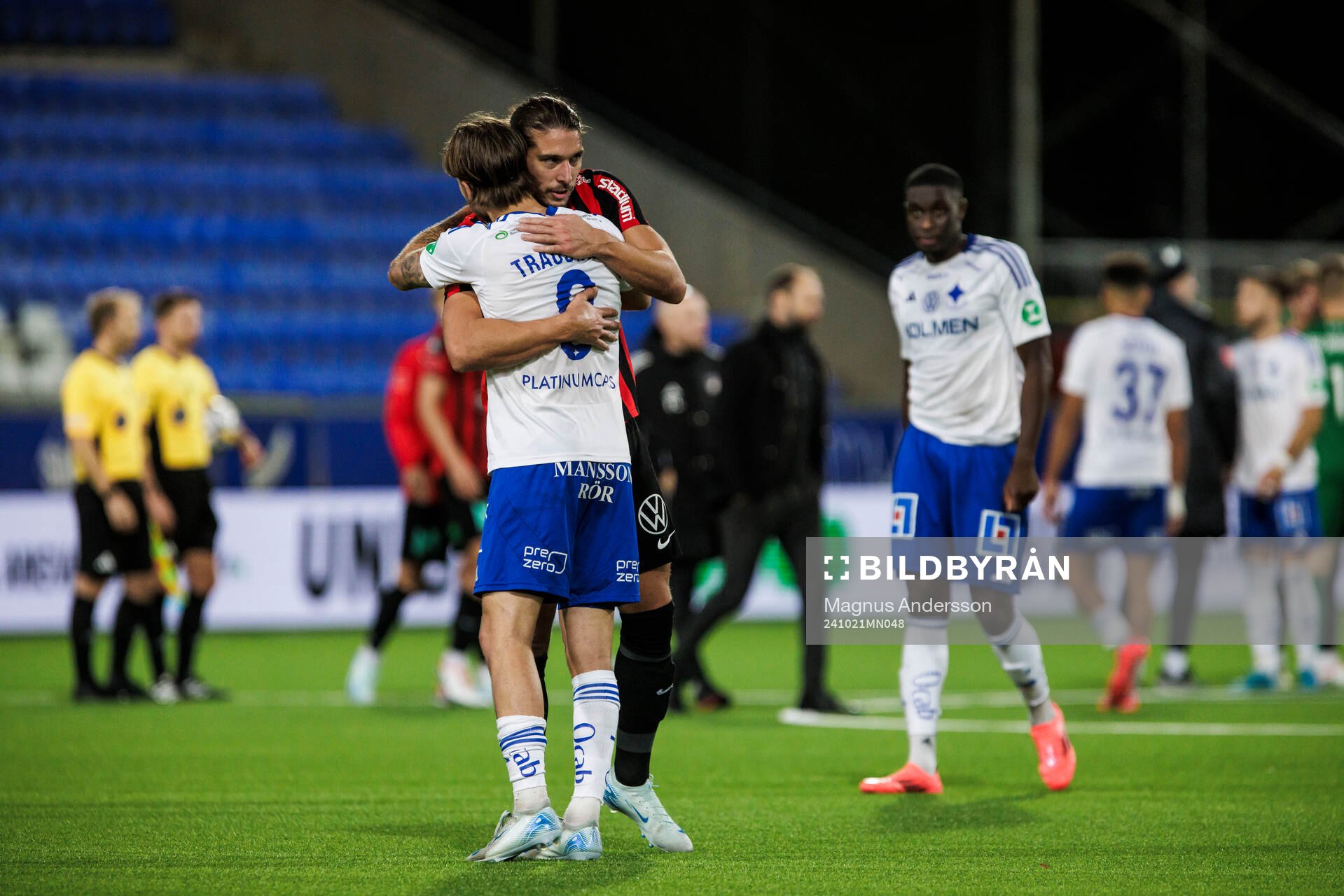 IFK Norrköpings Arnor Traustason och Brommapojkarnas