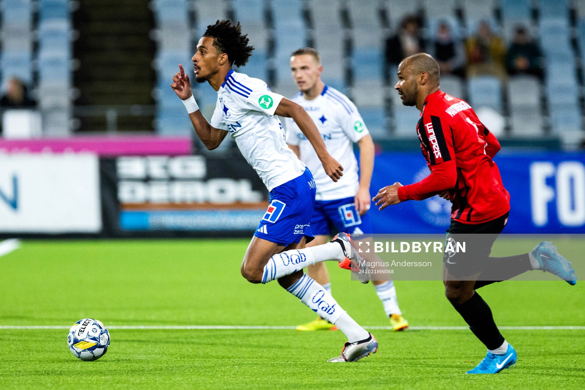IFK Norrköpings Jesper Ceesay och Brommapojkarnas