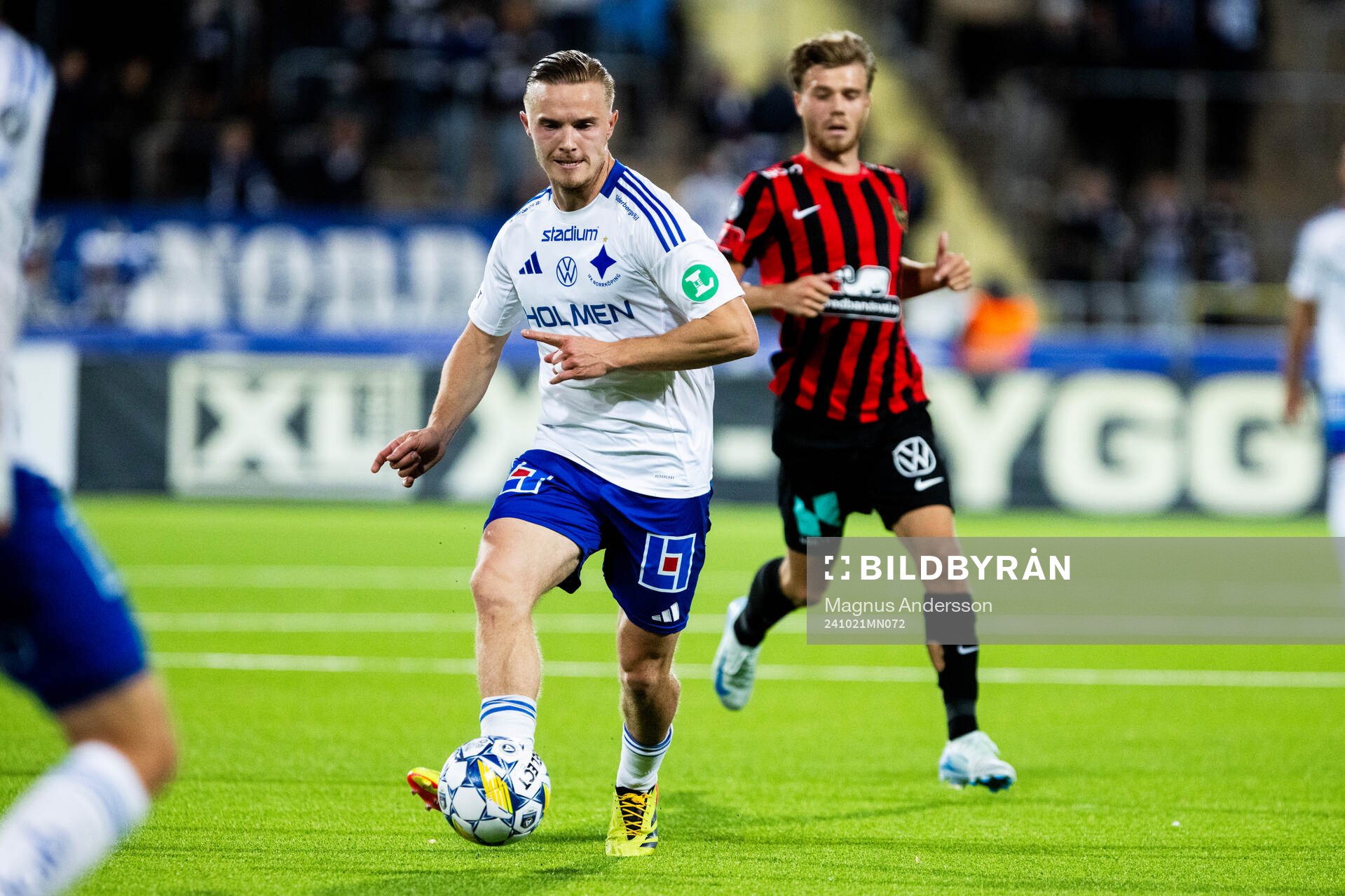FK Norrköpings Jacob Ortmark under fotbollsmatchen i Allsvenskan mellan IFK Norrköping och Brommapojkarna den 21 oktober 2024 i Norrköping.